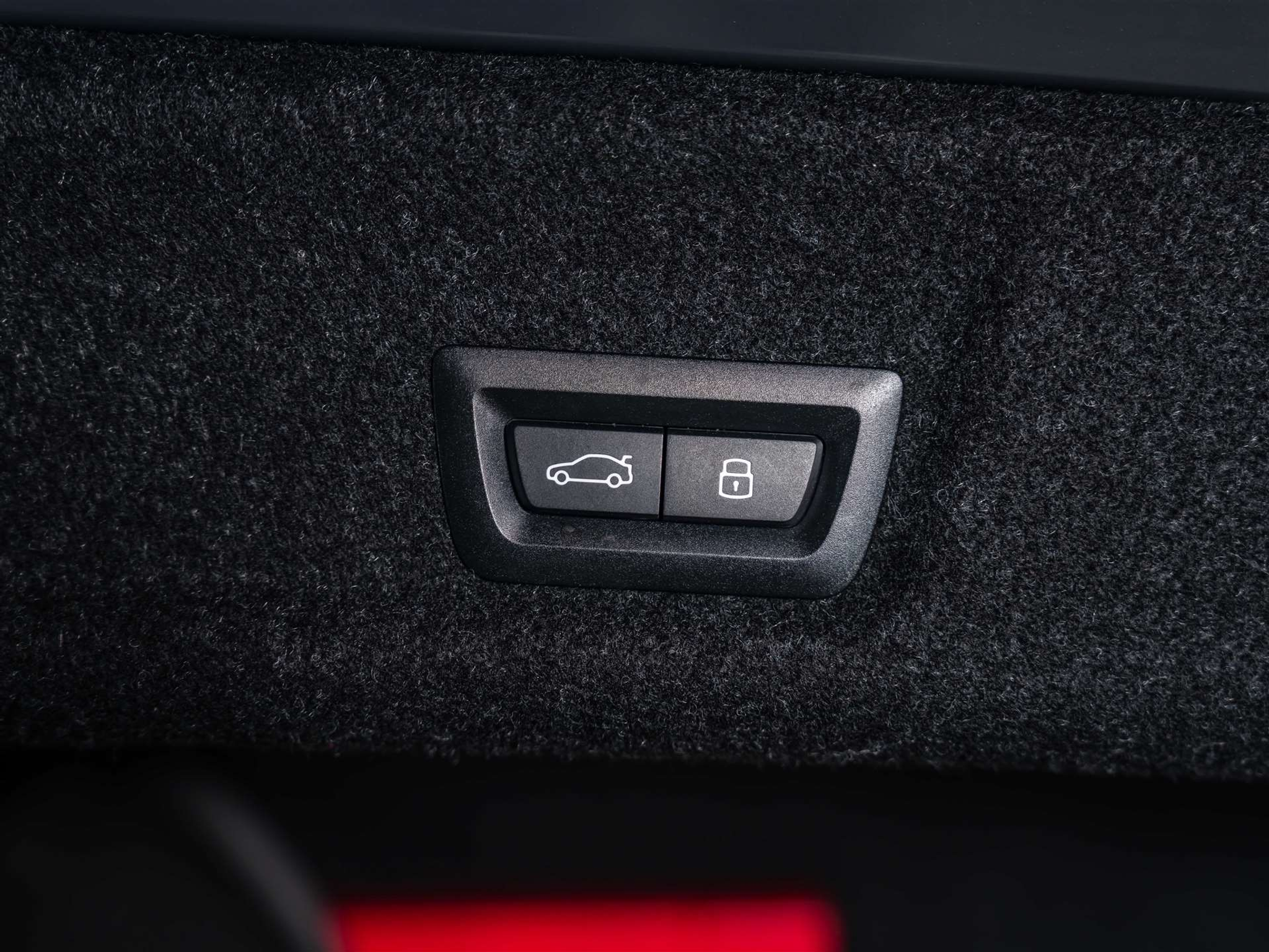 listing desktop thumbnail image 43