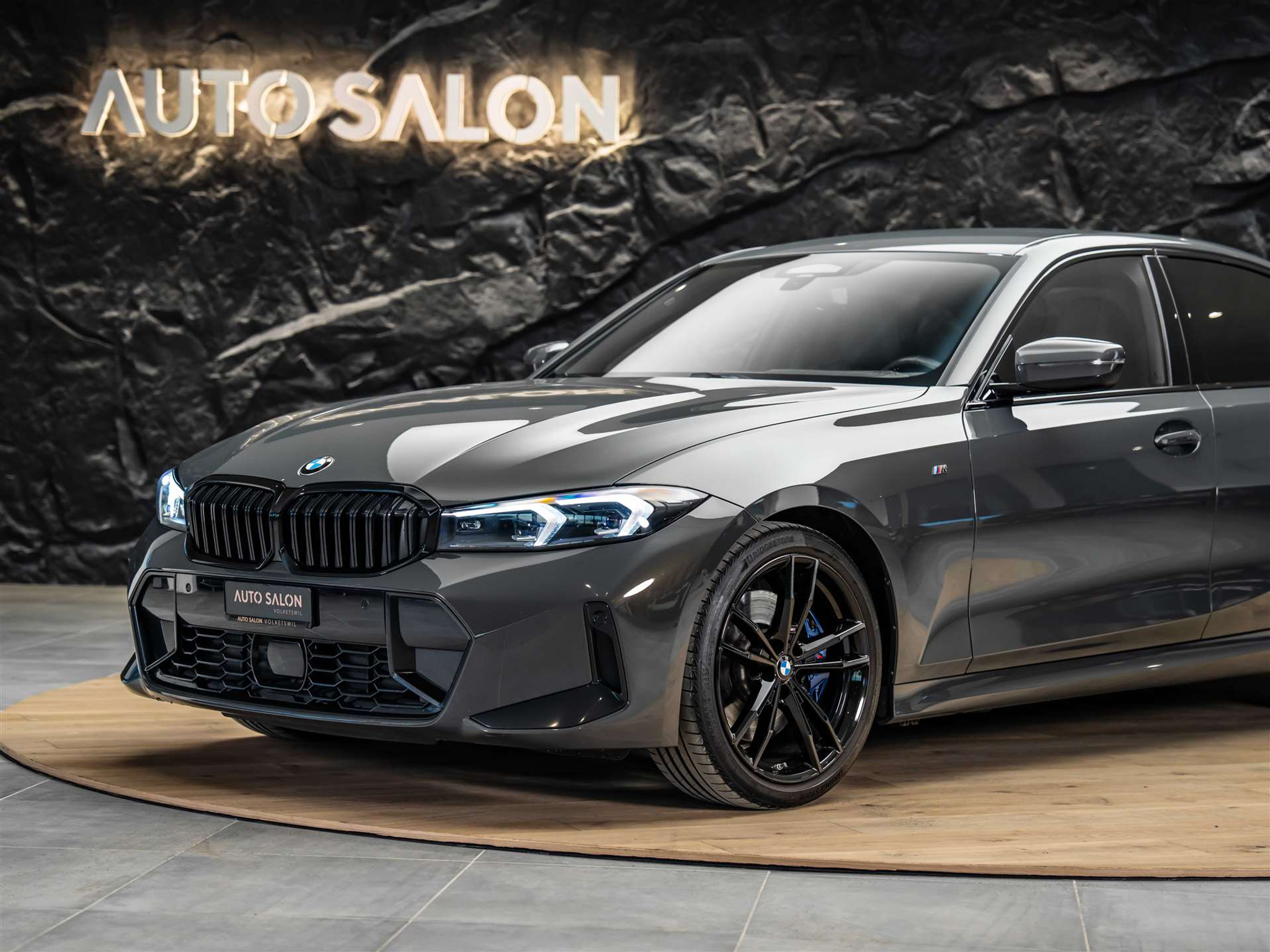 listing desktop thumbnail image 14