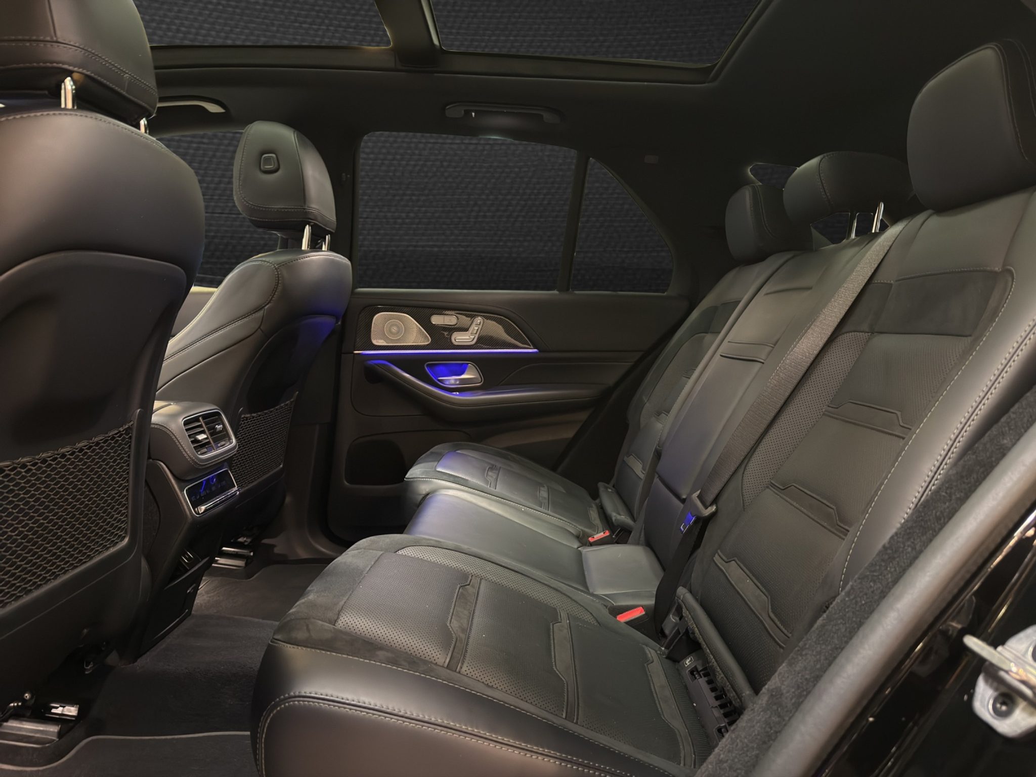 listing desktop thumbnail image 9