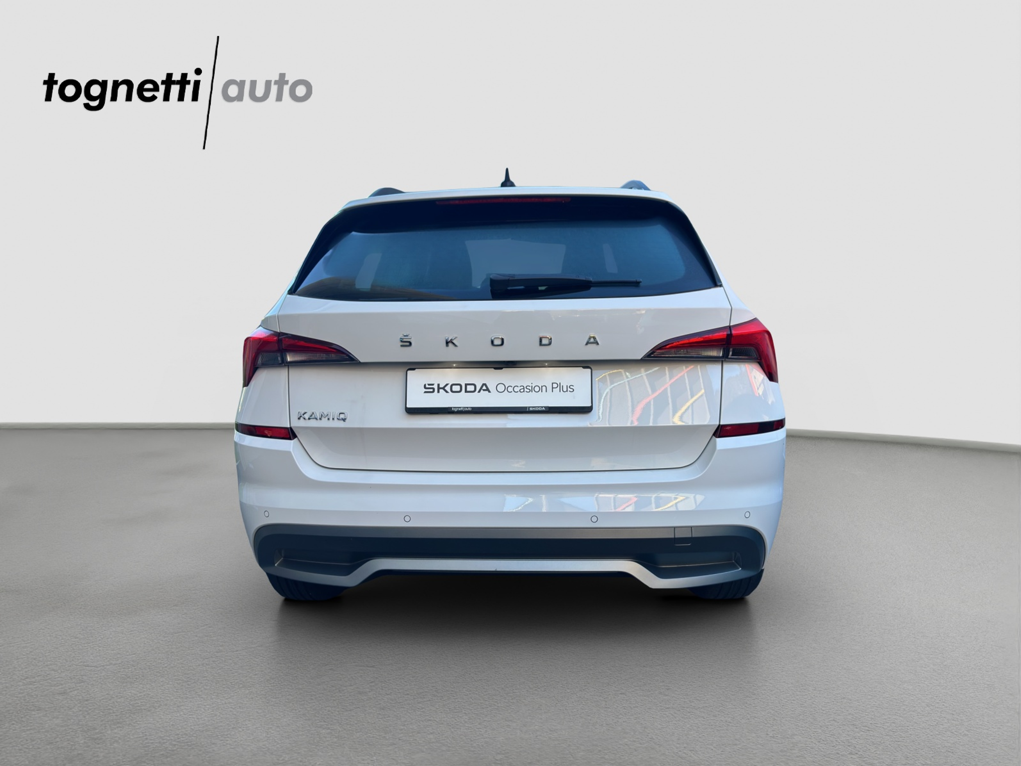 listing desktop thumbnail image 5