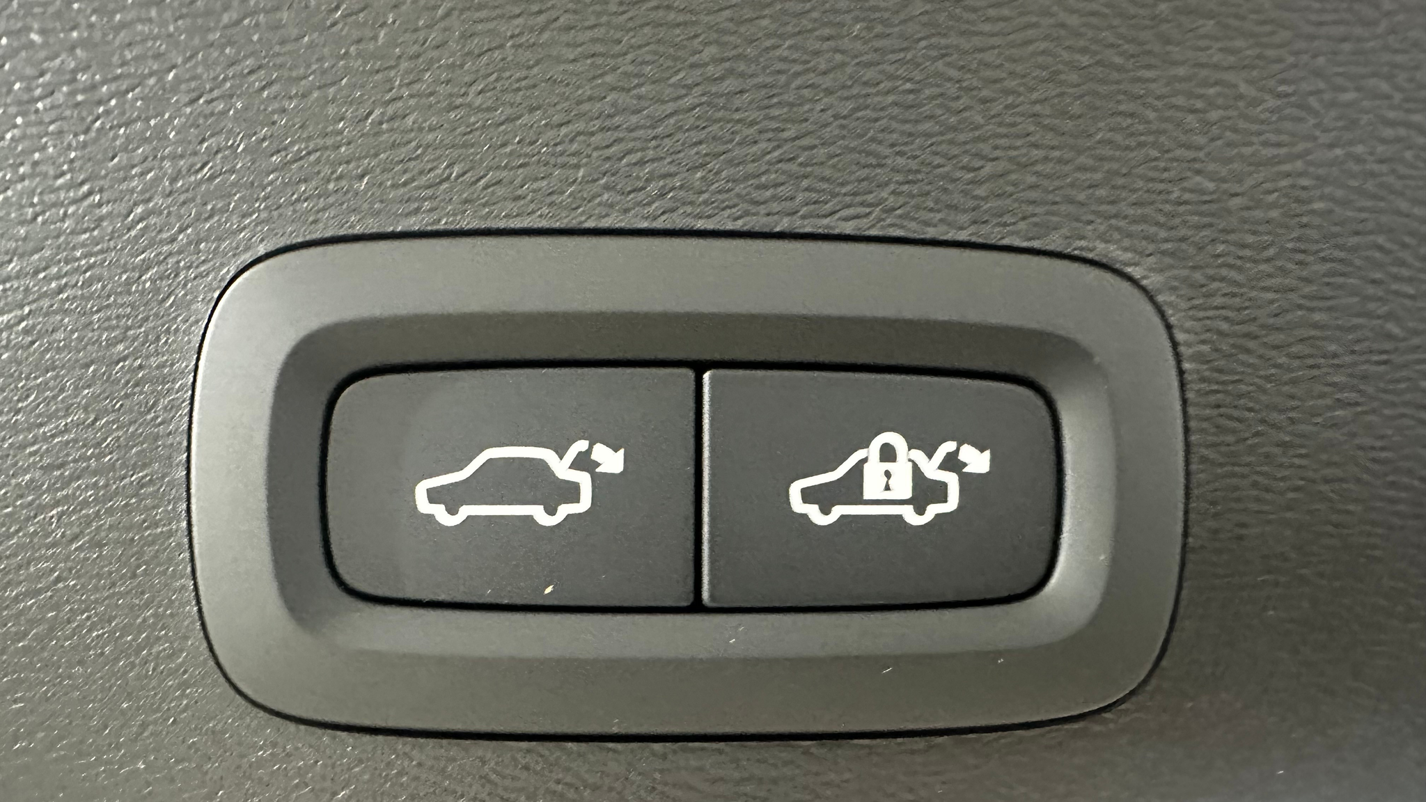 listing desktop thumbnail image 15