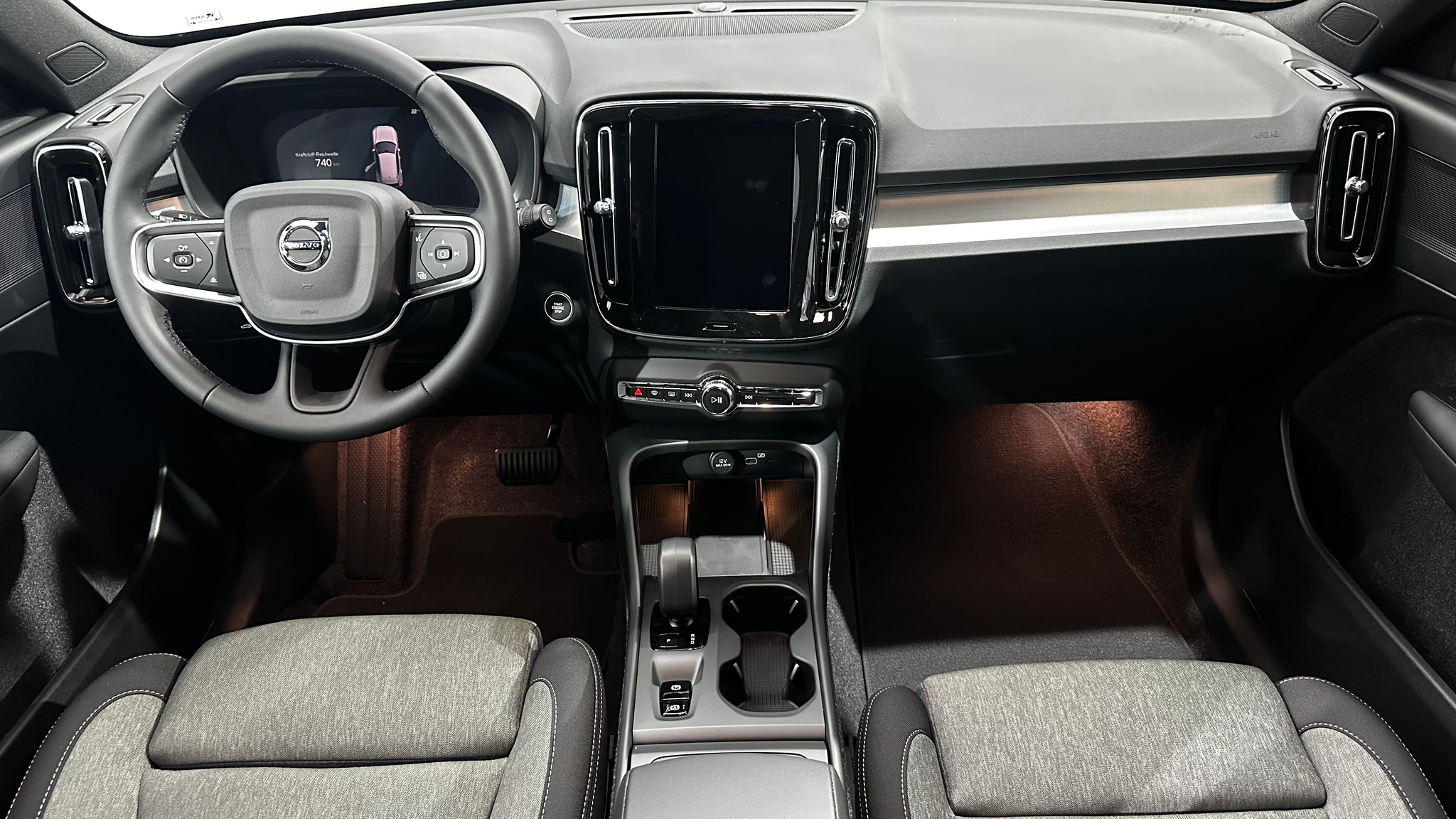 listing desktop thumbnail image 4