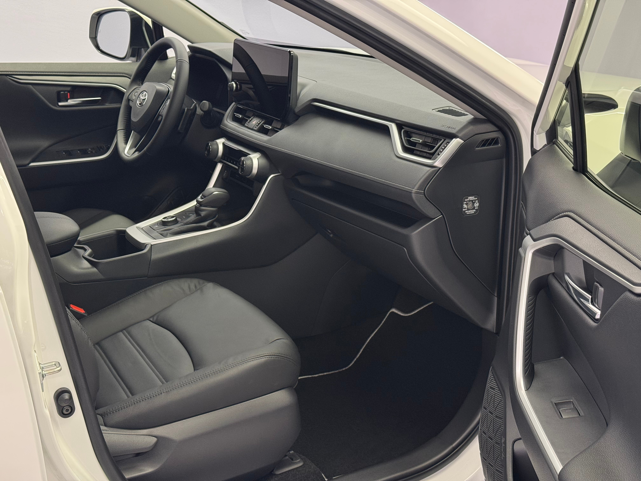 listing desktop thumbnail image 7