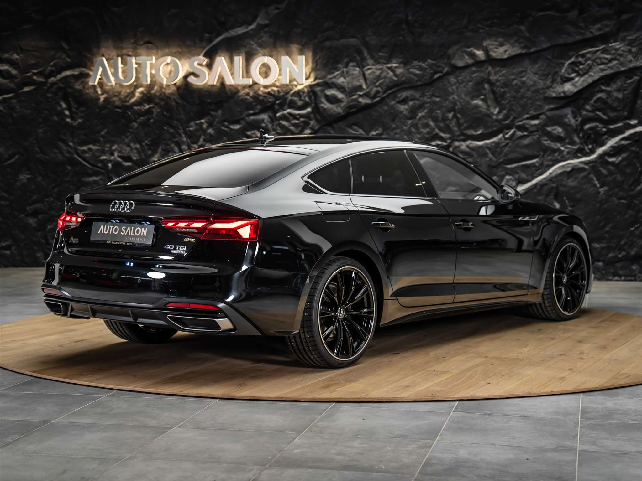 listing desktop thumbnail image 4