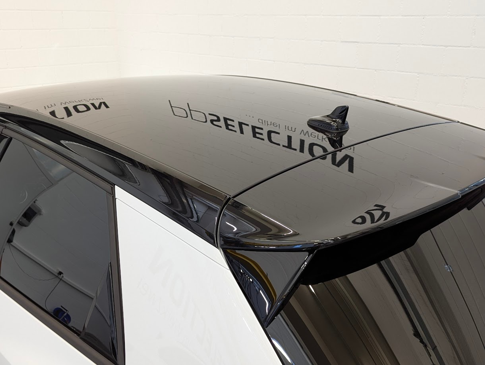 listing desktop thumbnail image 30