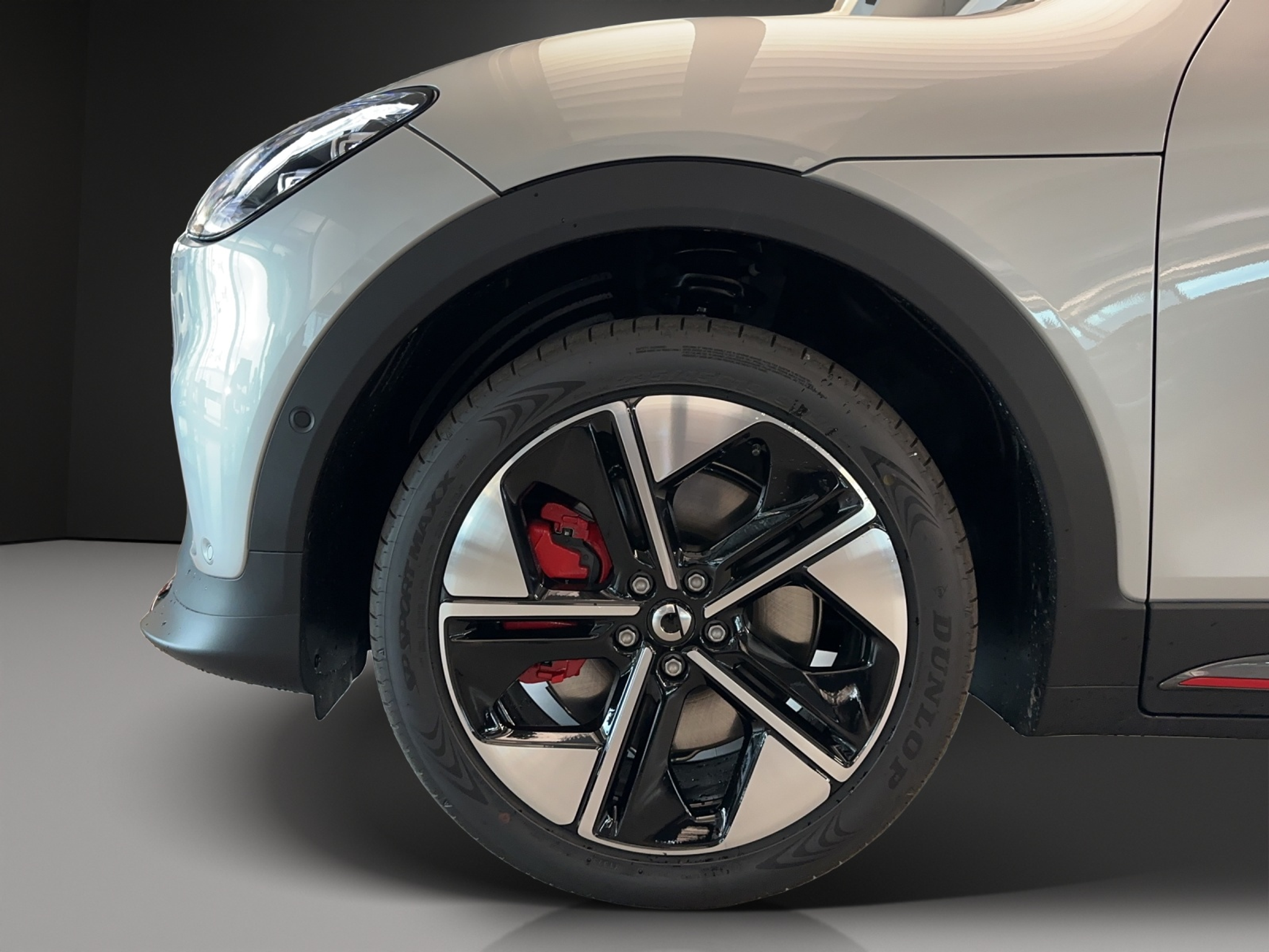 listing desktop thumbnail image 6