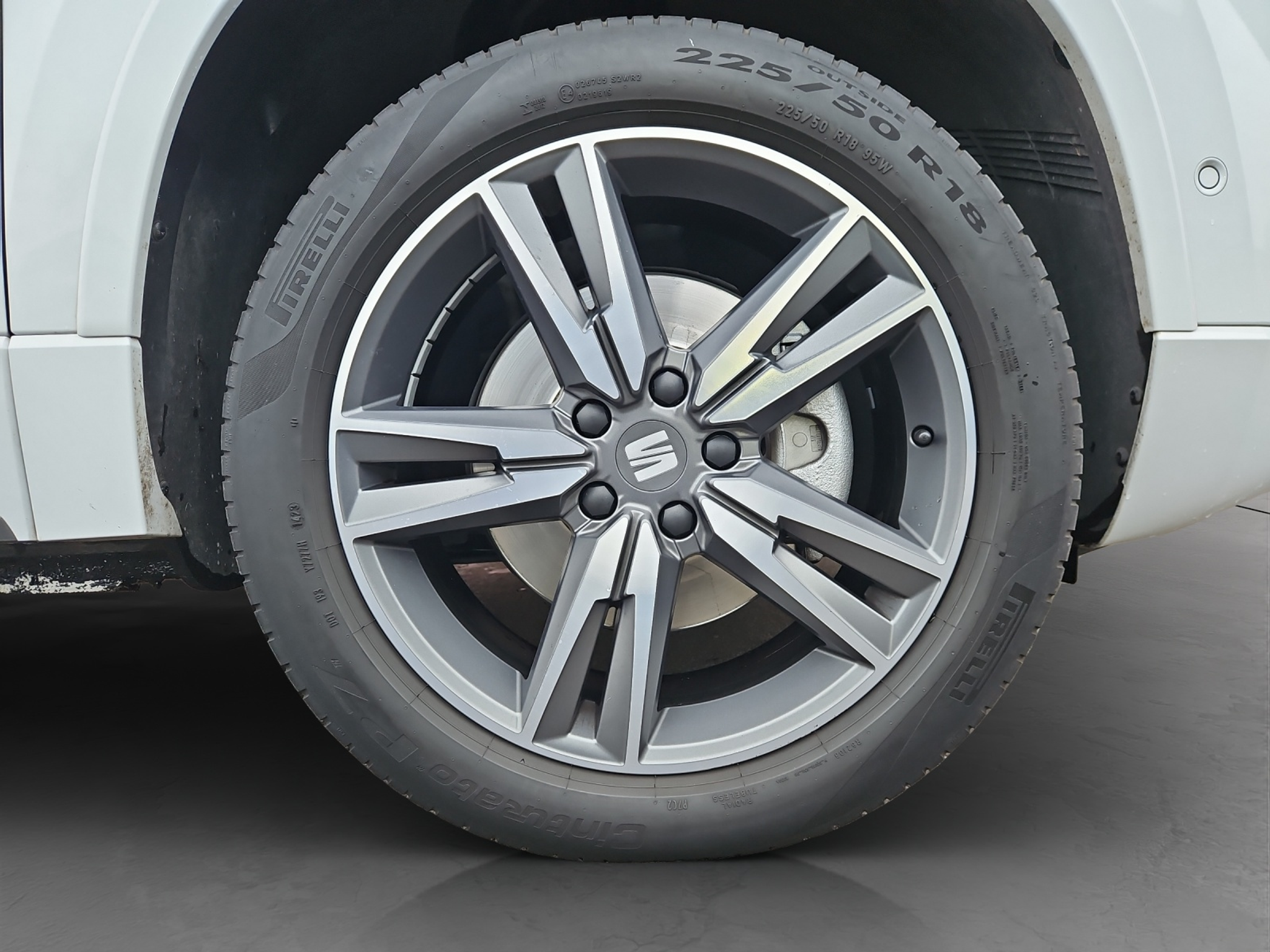 listing desktop thumbnail image 11