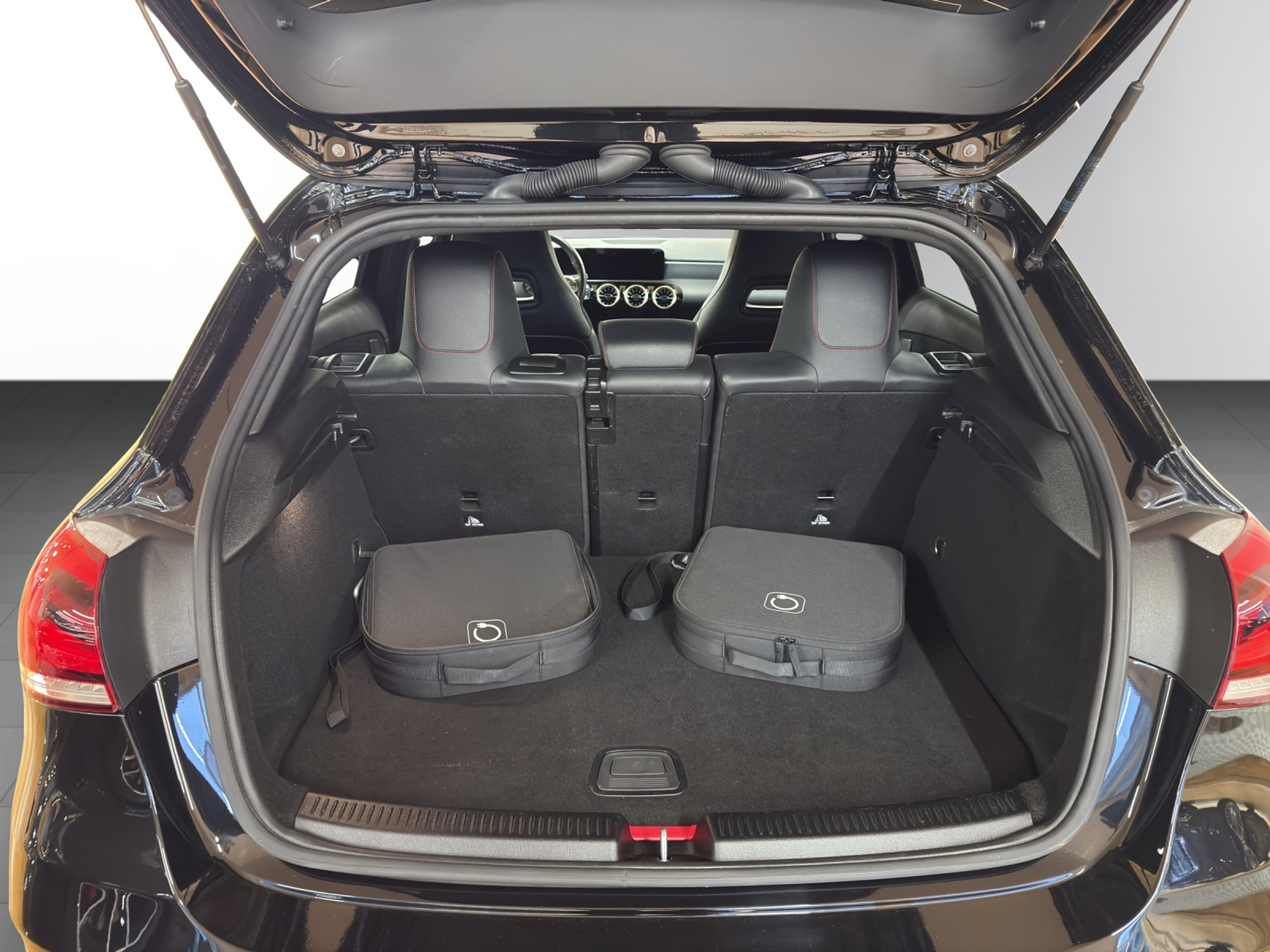 listing desktop thumbnail image 10