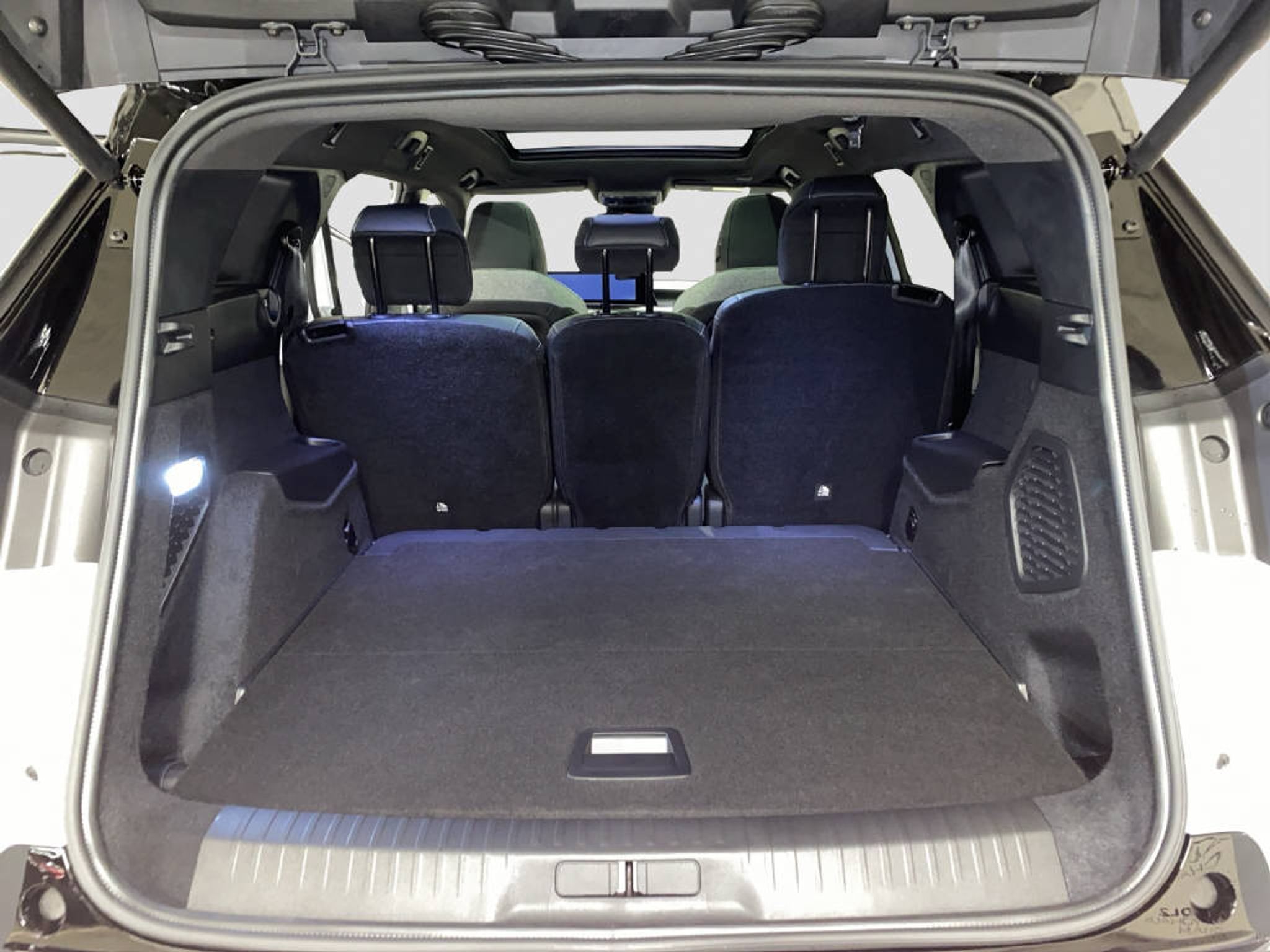 listing desktop thumbnail image 12