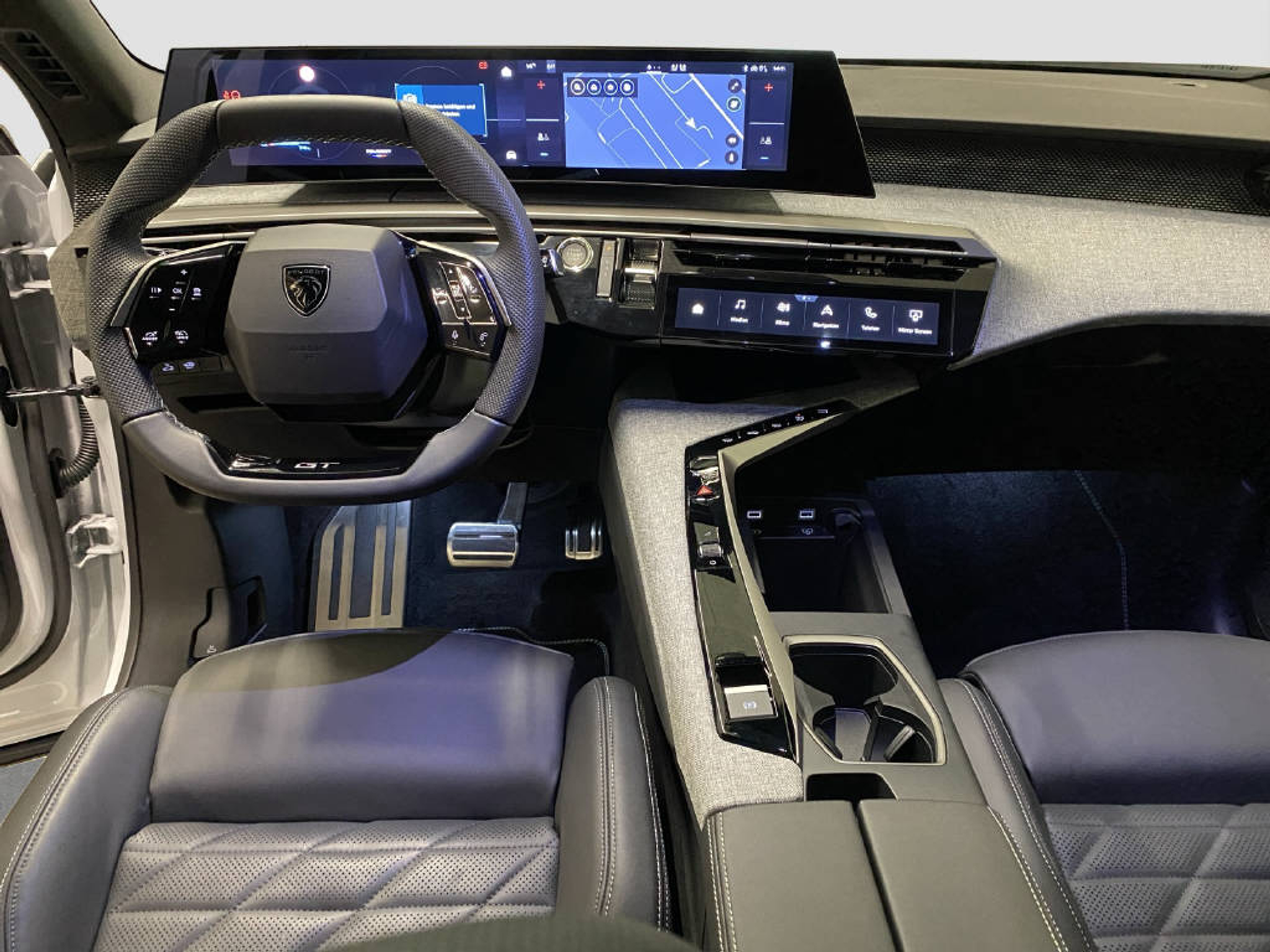 listing desktop thumbnail image 8