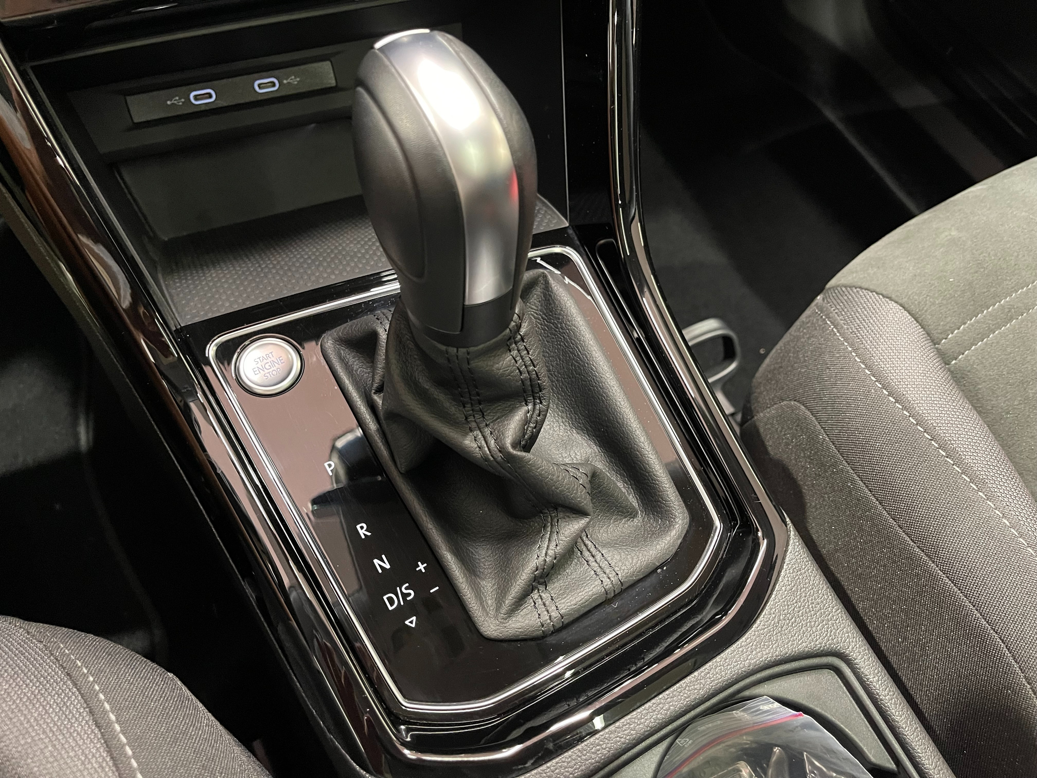 listing desktop thumbnail image 17