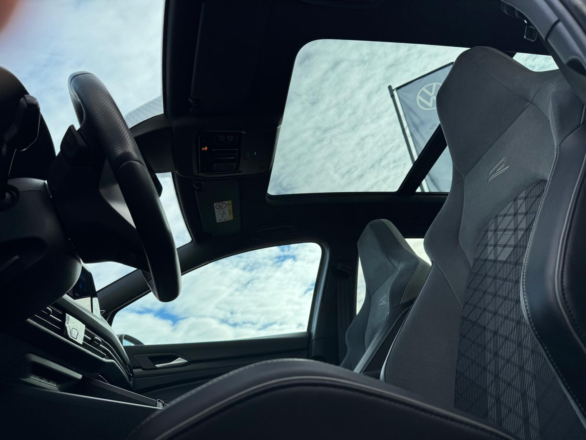 listing desktop thumbnail image 9