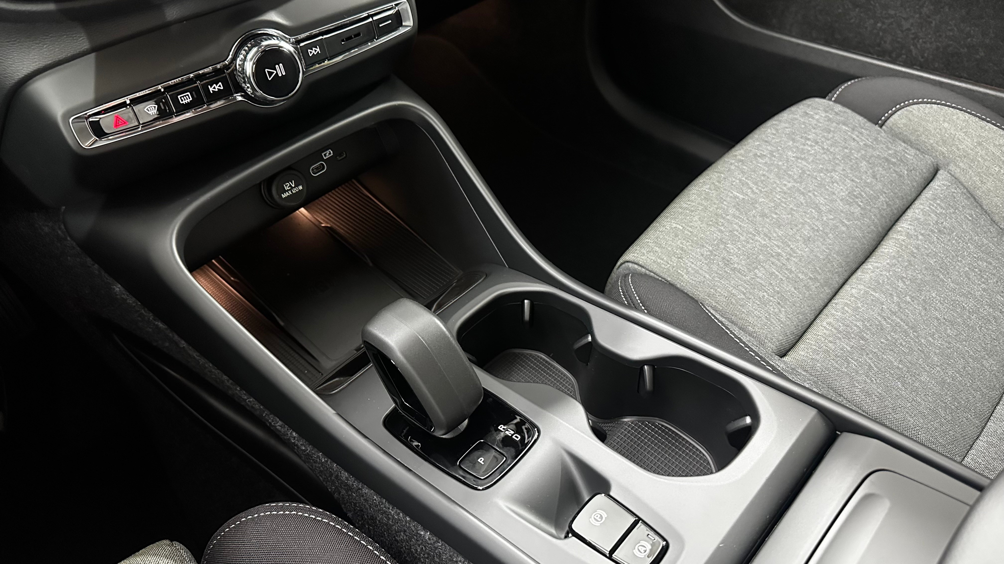 listing desktop thumbnail image 11