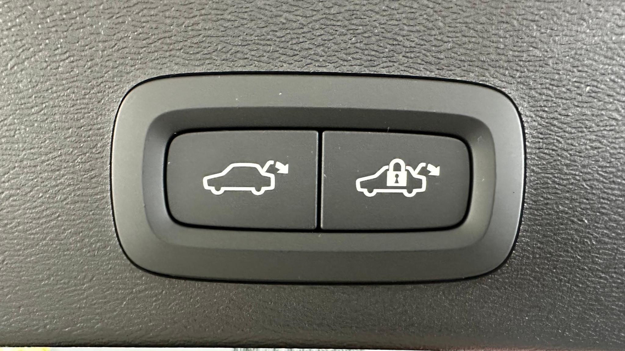 listing desktop thumbnail image 15