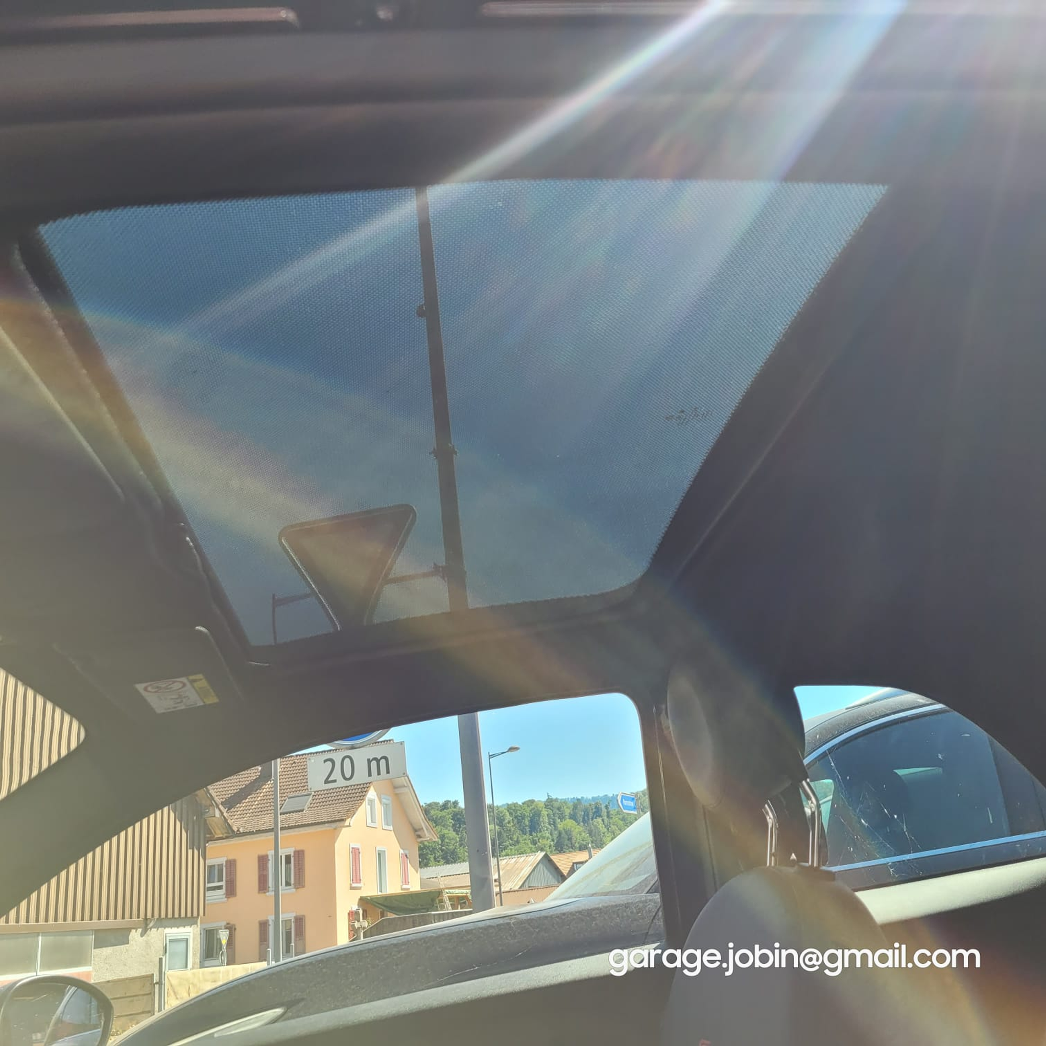 listing desktop thumbnail image 4