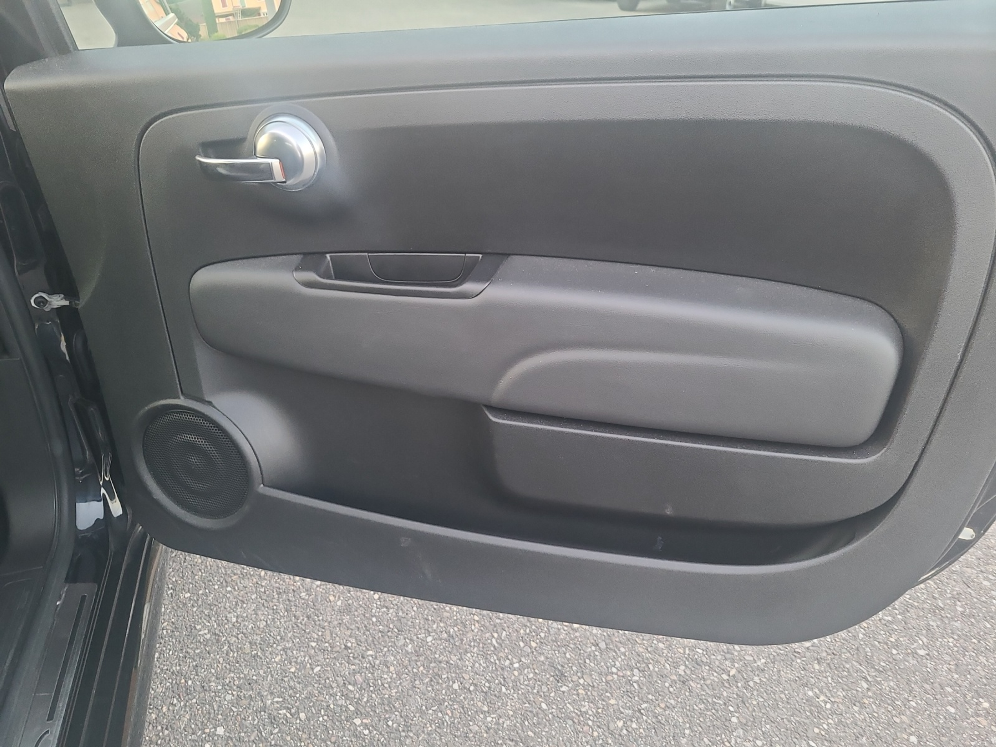 listing desktop thumbnail image 13