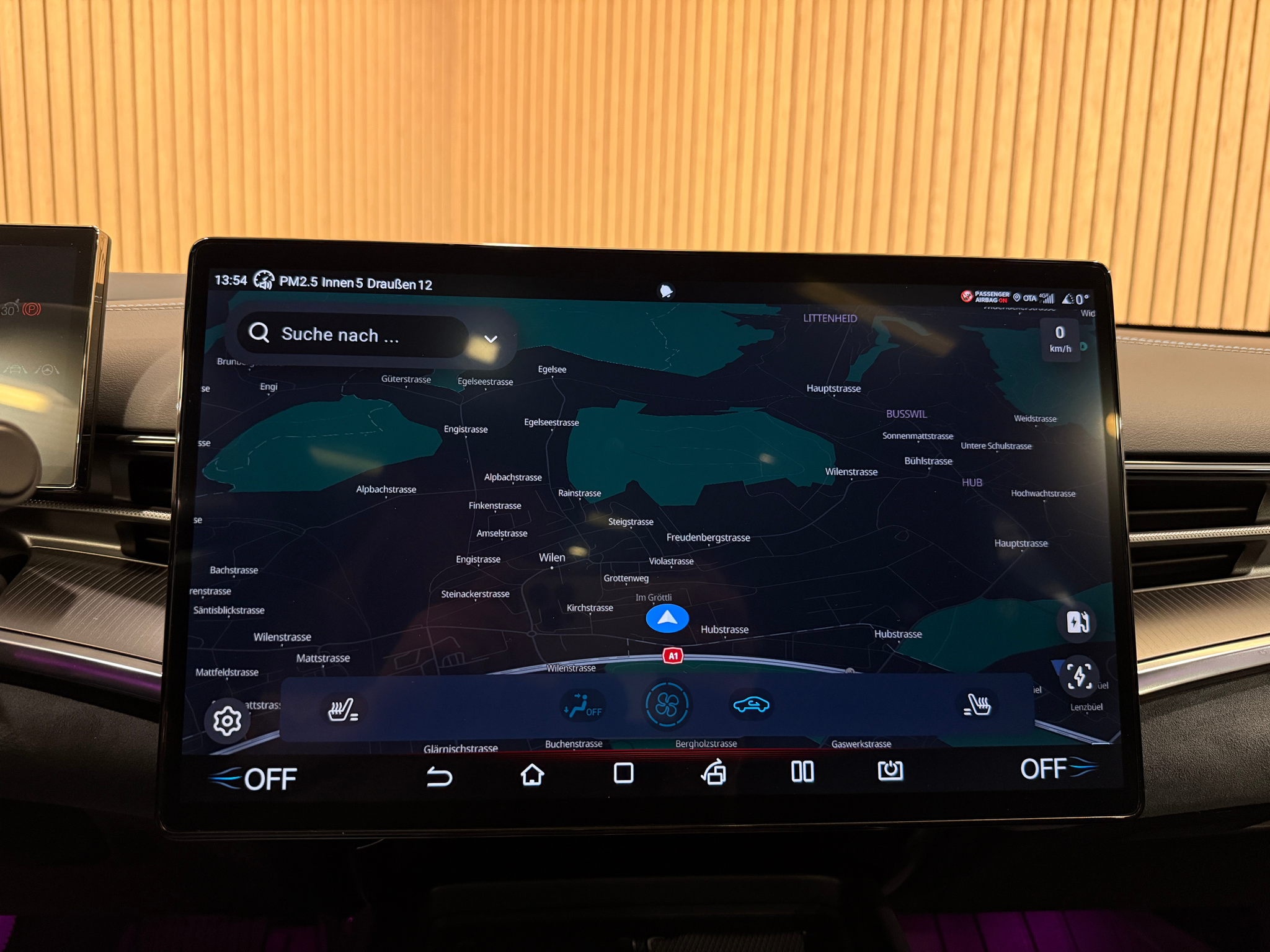 listing desktop thumbnail image 15