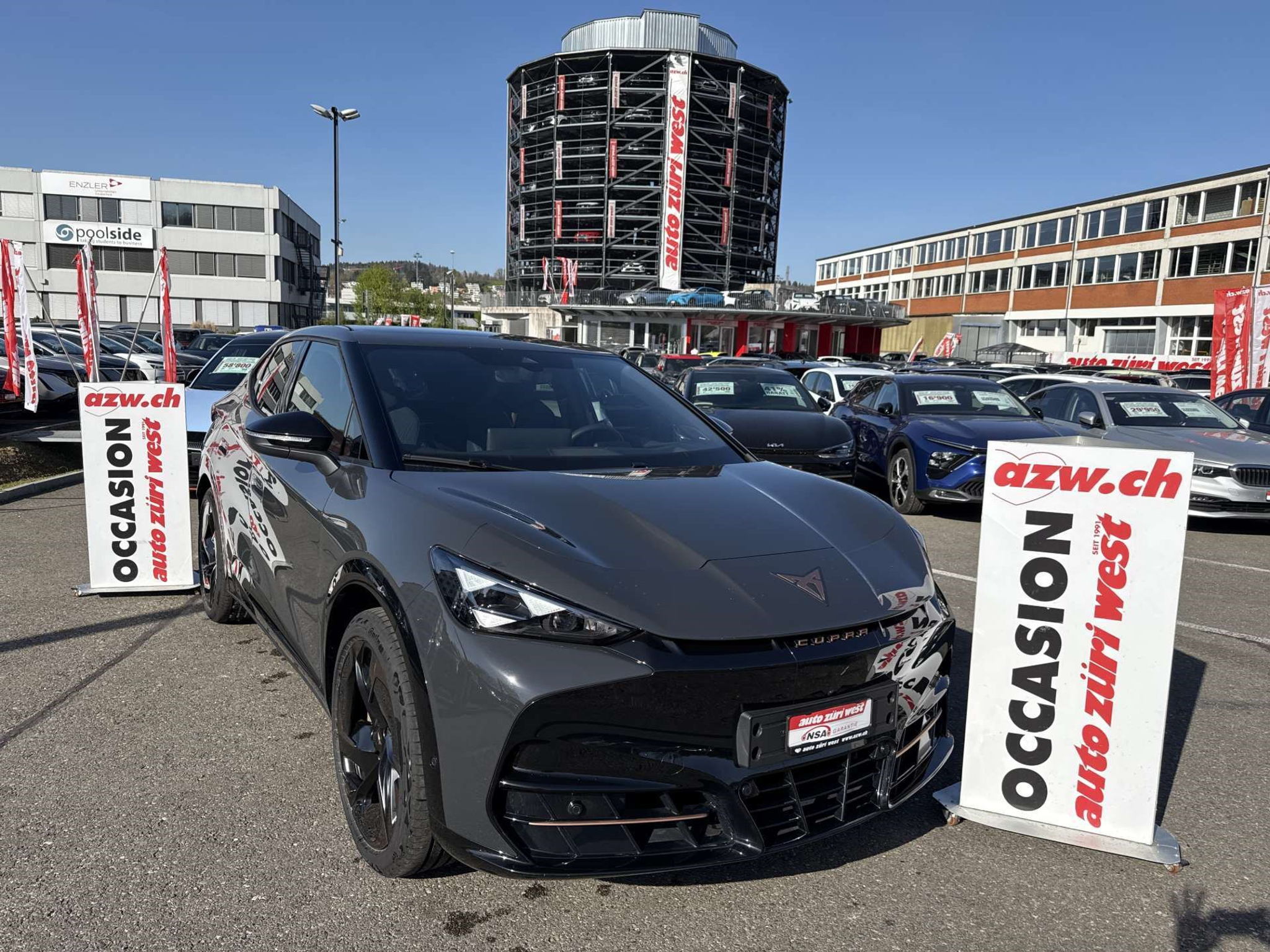 listing desktop thumbnail image 0