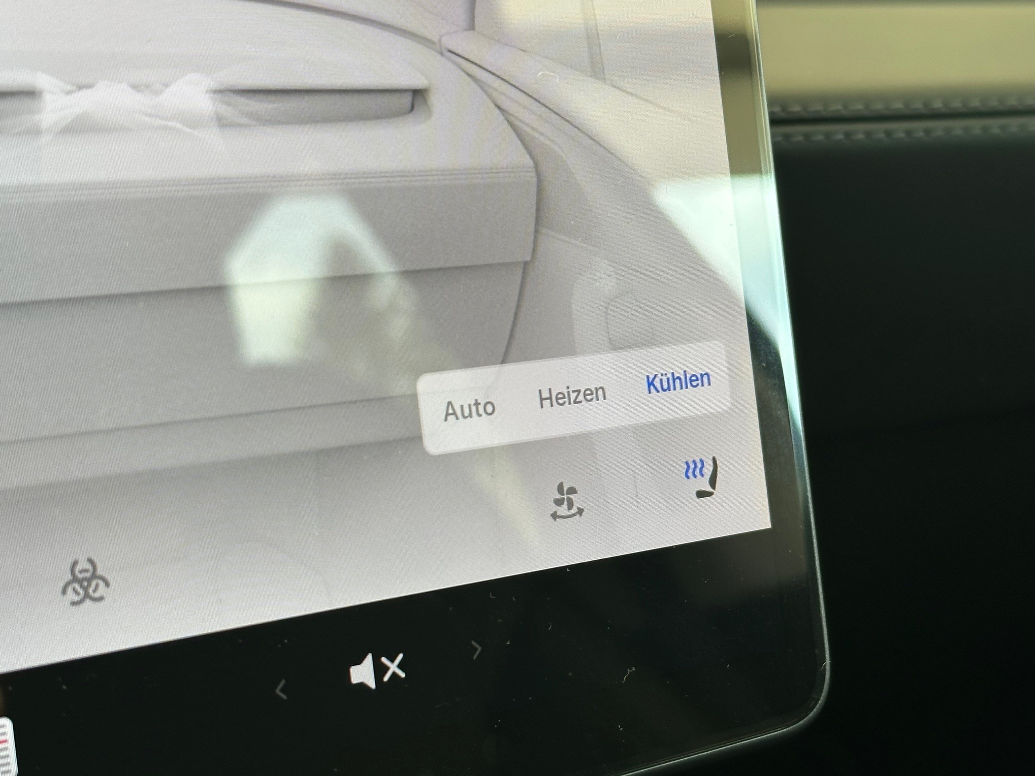 listing desktop thumbnail image 7