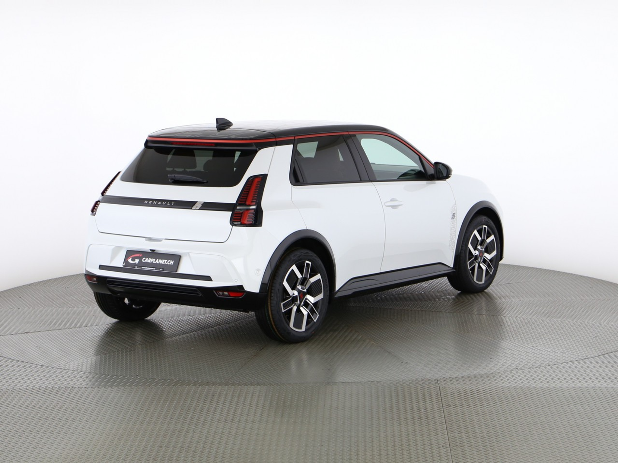 listing desktop thumbnail image 2