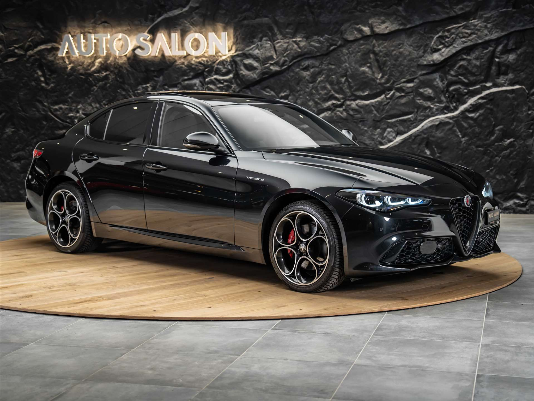 listing desktop thumbnail image 5