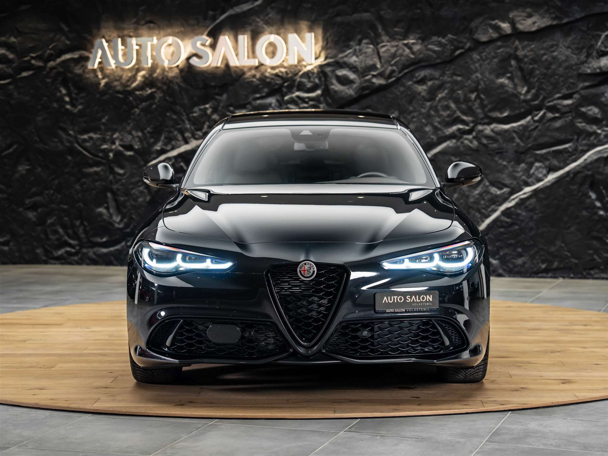 listing desktop thumbnail image 6