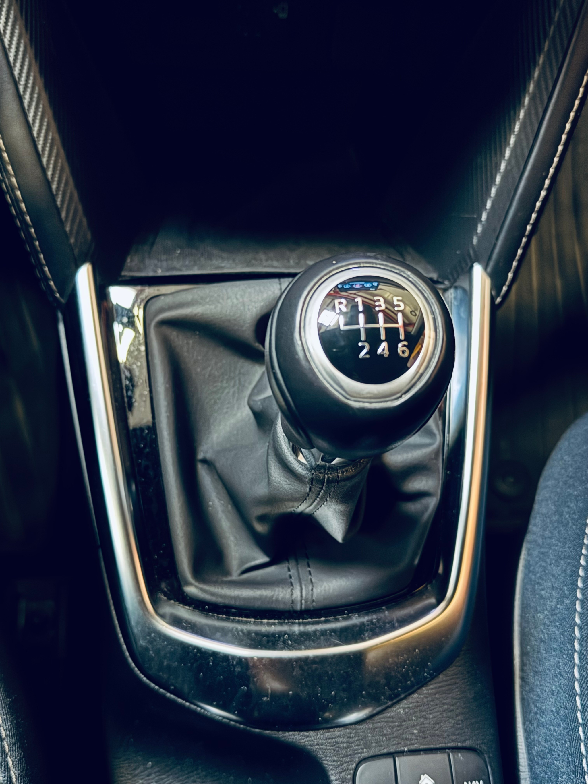 listing desktop thumbnail image 23