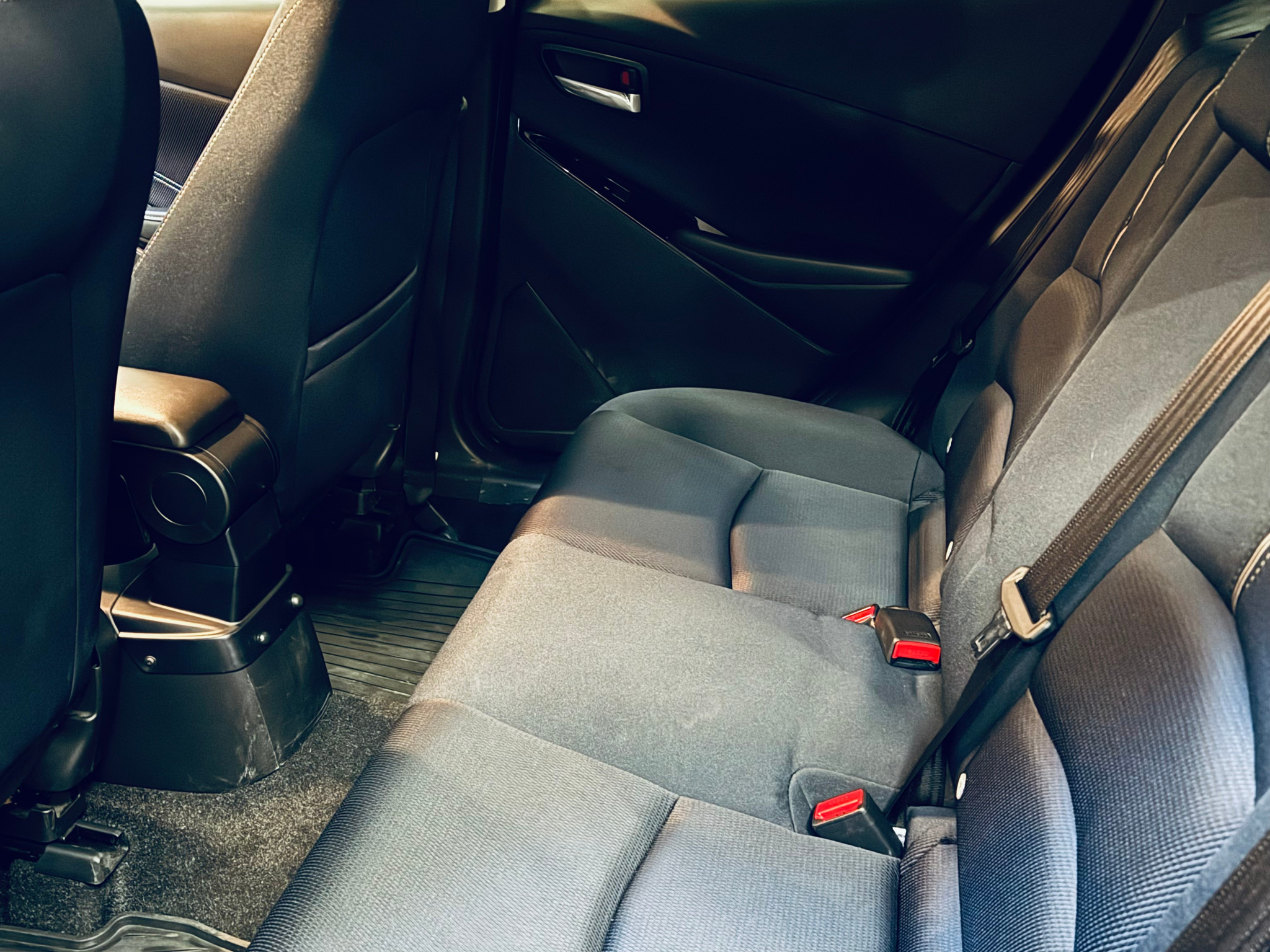 listing desktop thumbnail image 16