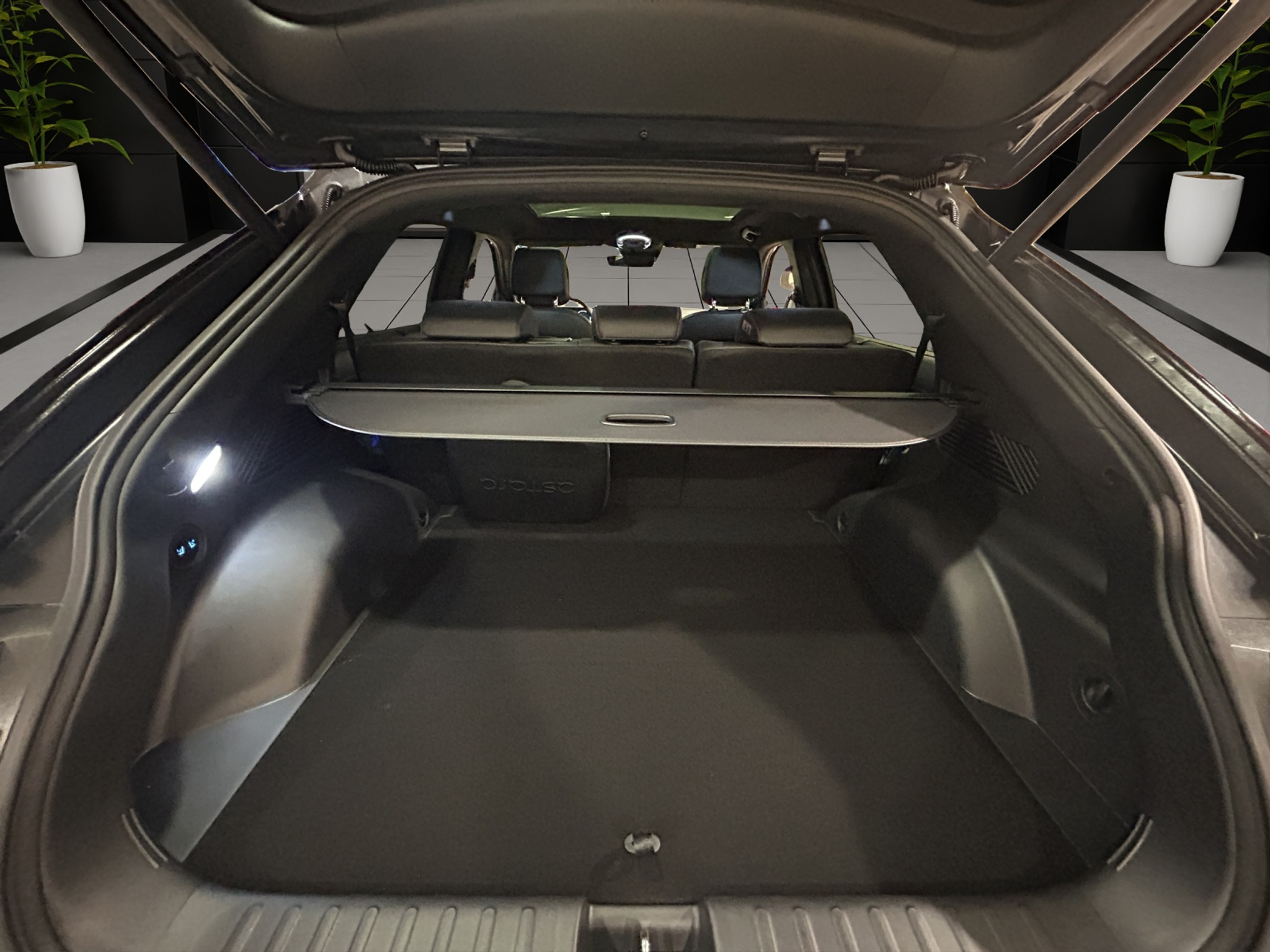 listing desktop thumbnail image 10