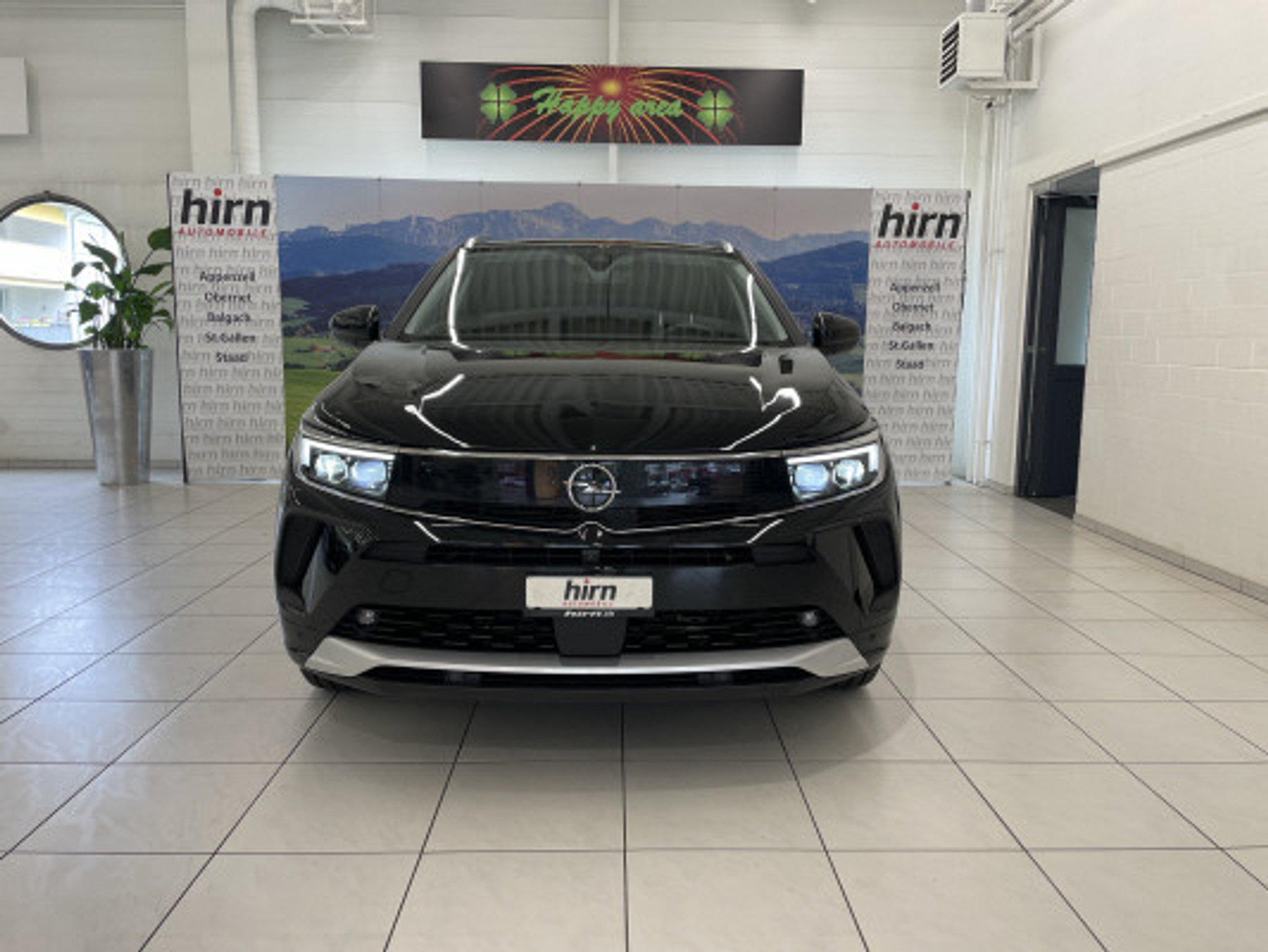 listing desktop thumbnail image 1