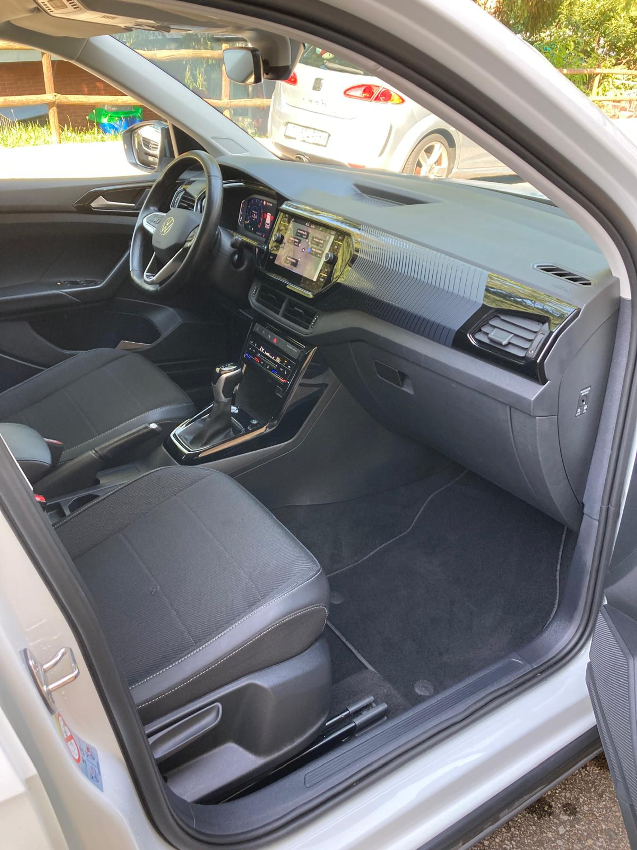 listing desktop thumbnail image 13