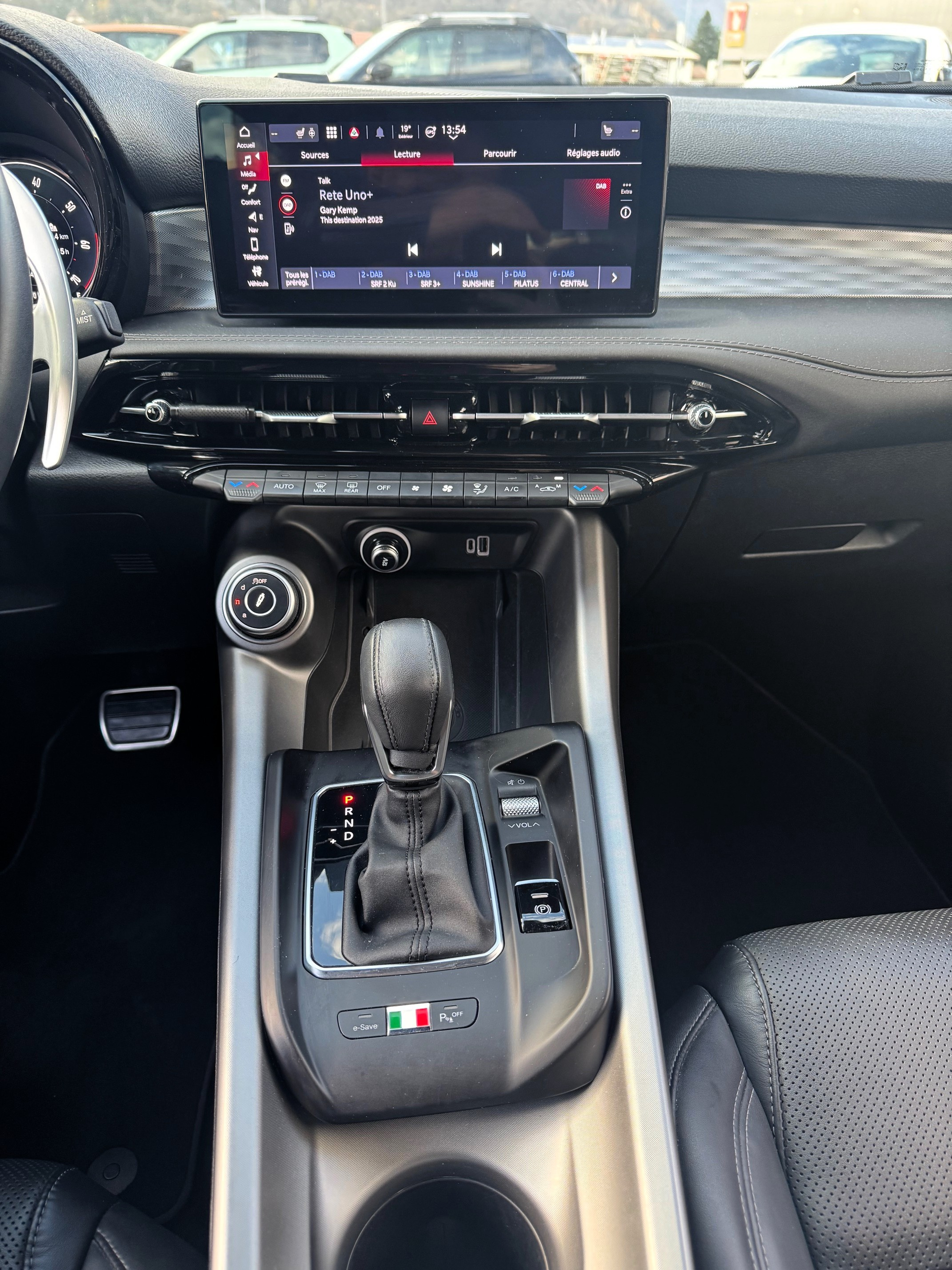 listing desktop thumbnail image 10