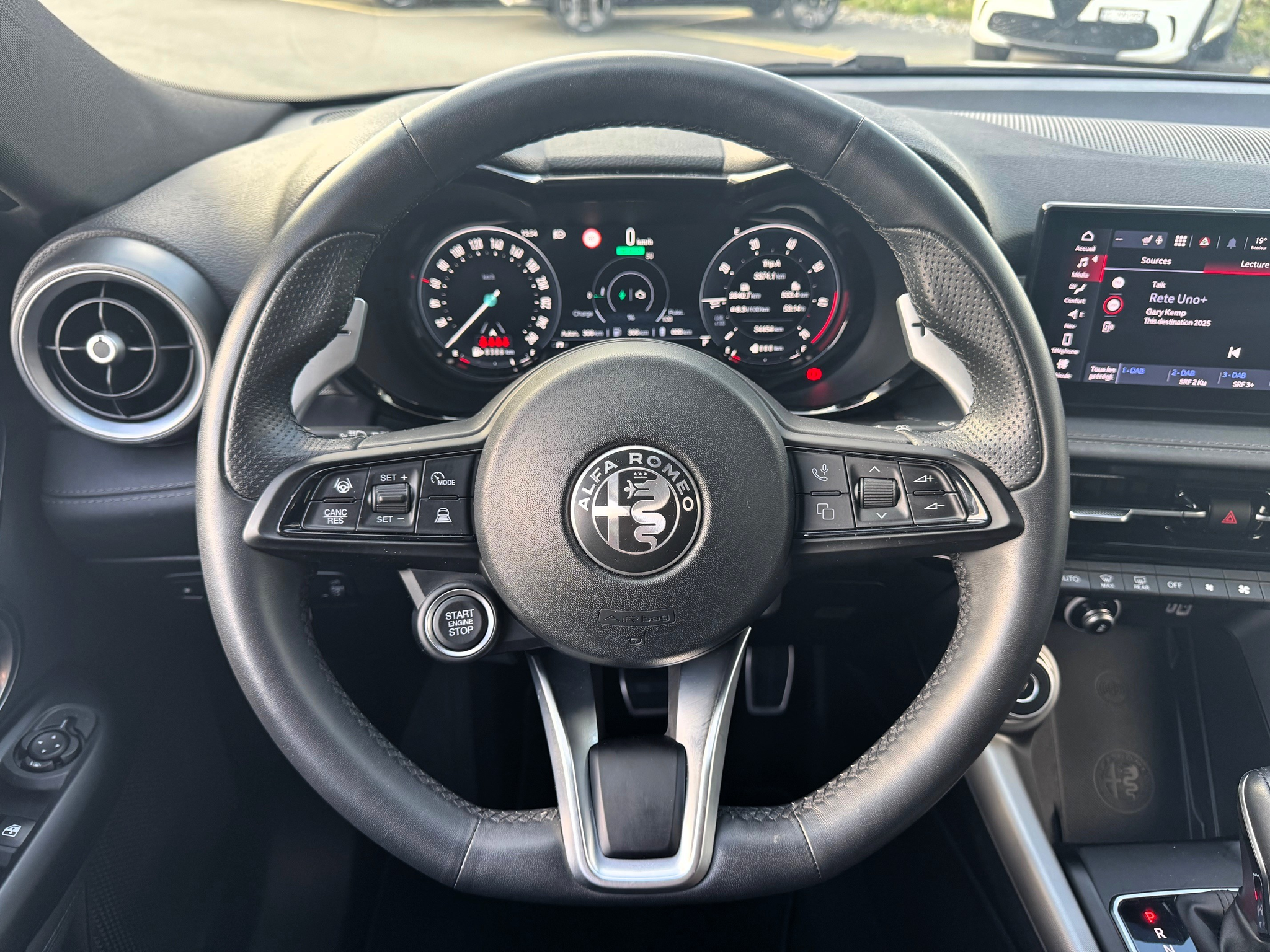 listing desktop thumbnail image 9