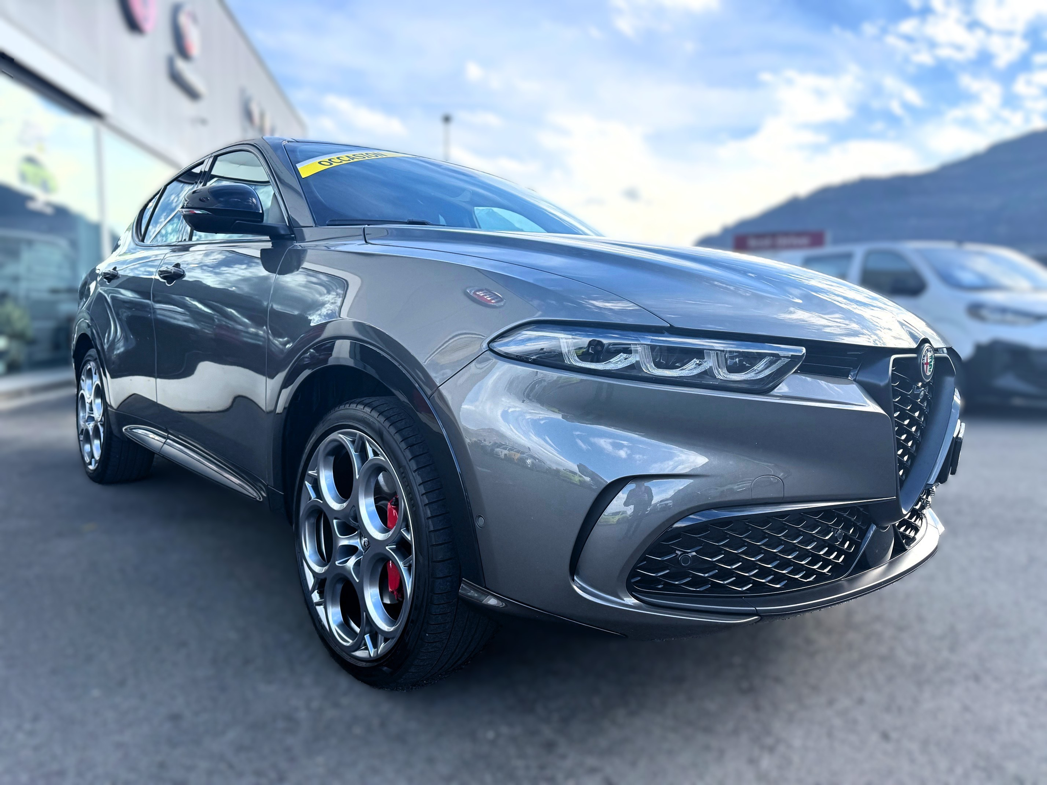 listing desktop thumbnail image 6