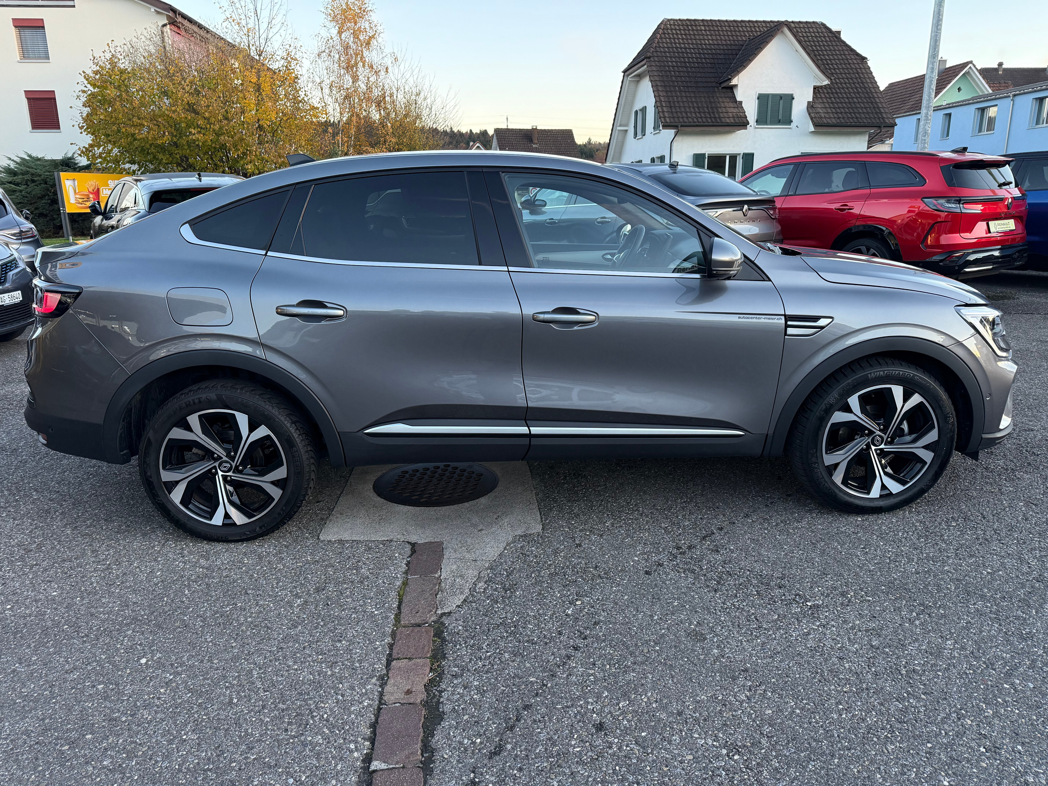 listing desktop thumbnail image 5