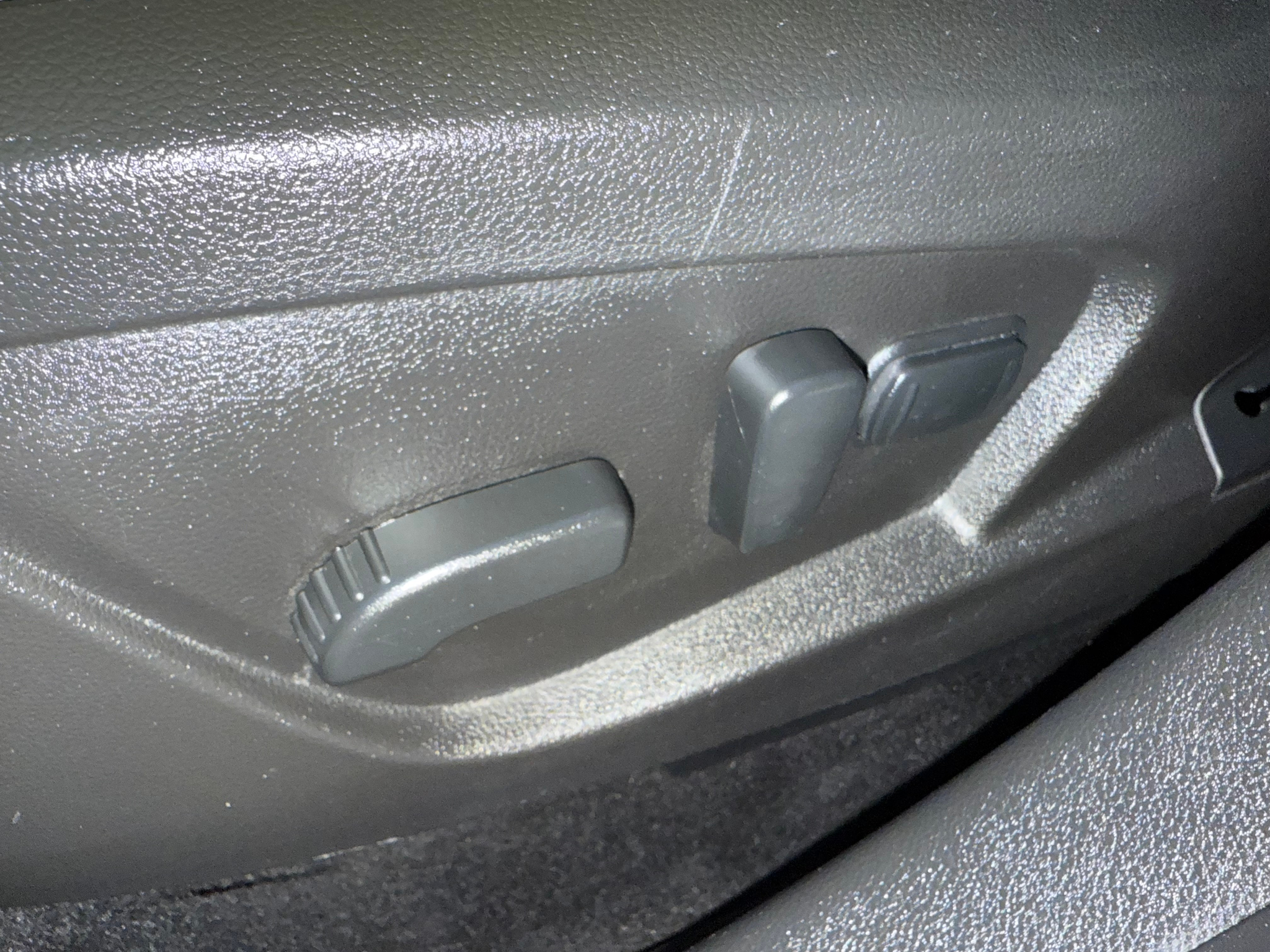 listing desktop thumbnail image 12