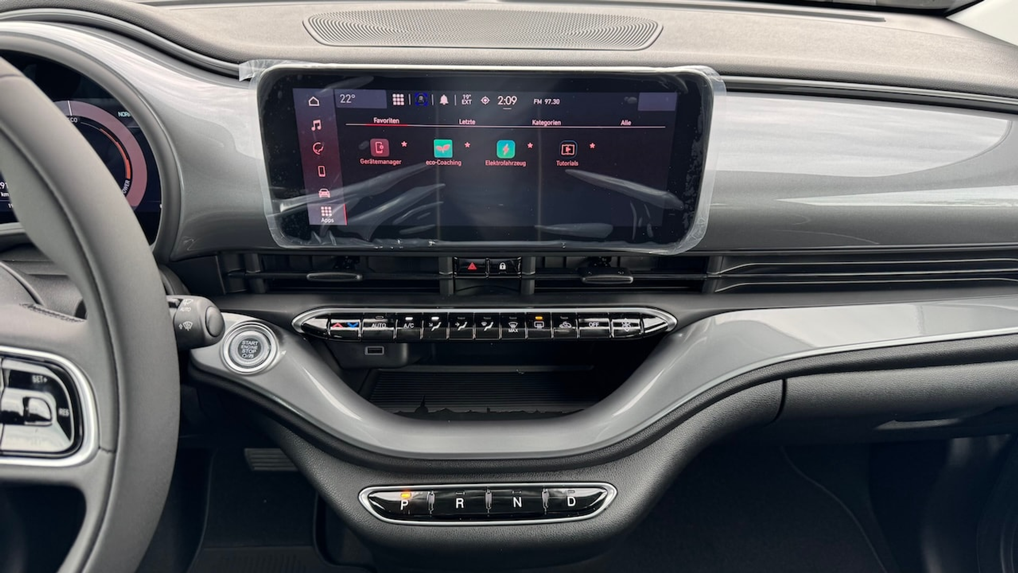 listing desktop thumbnail image 24