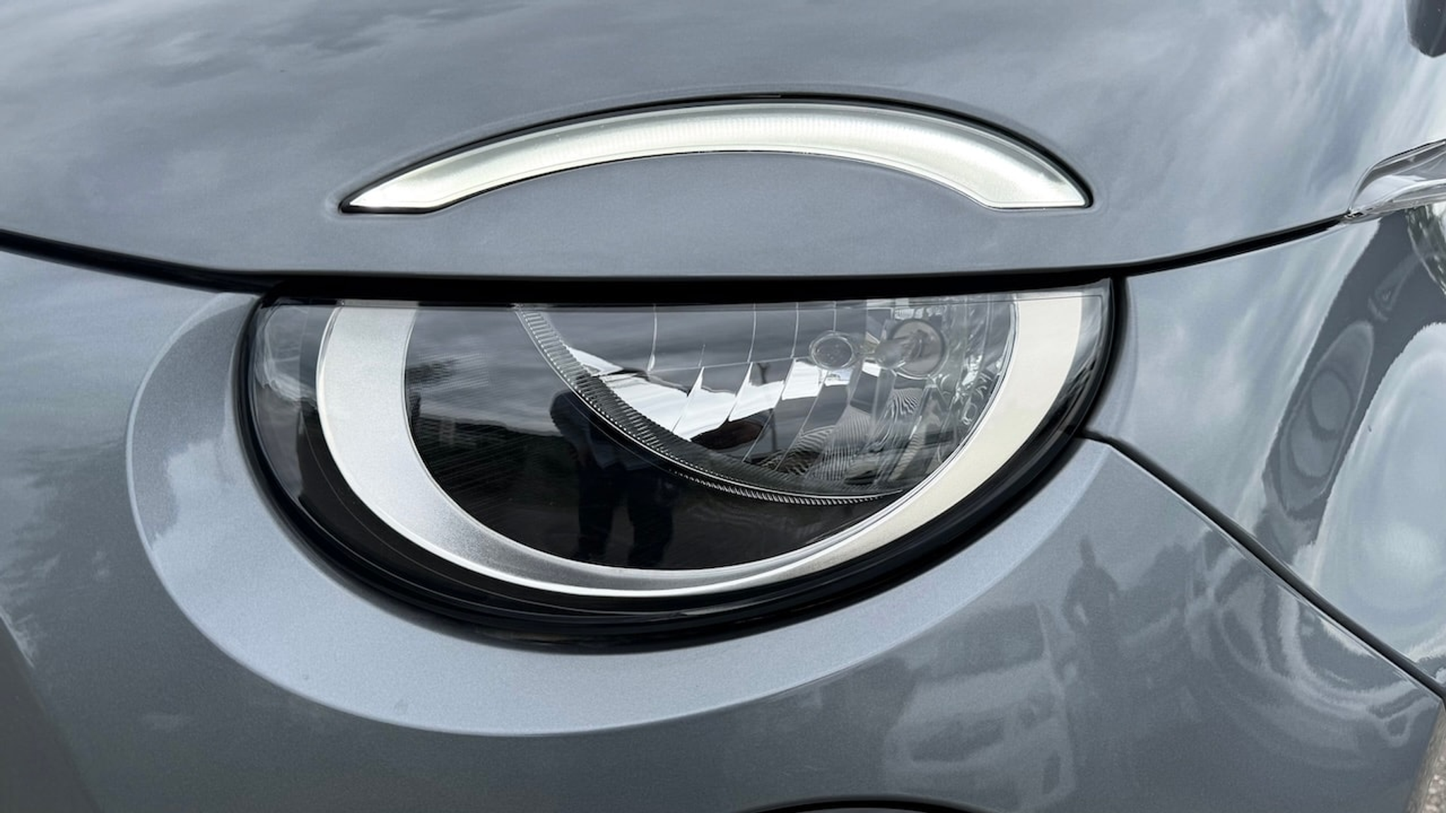 listing desktop thumbnail image 9