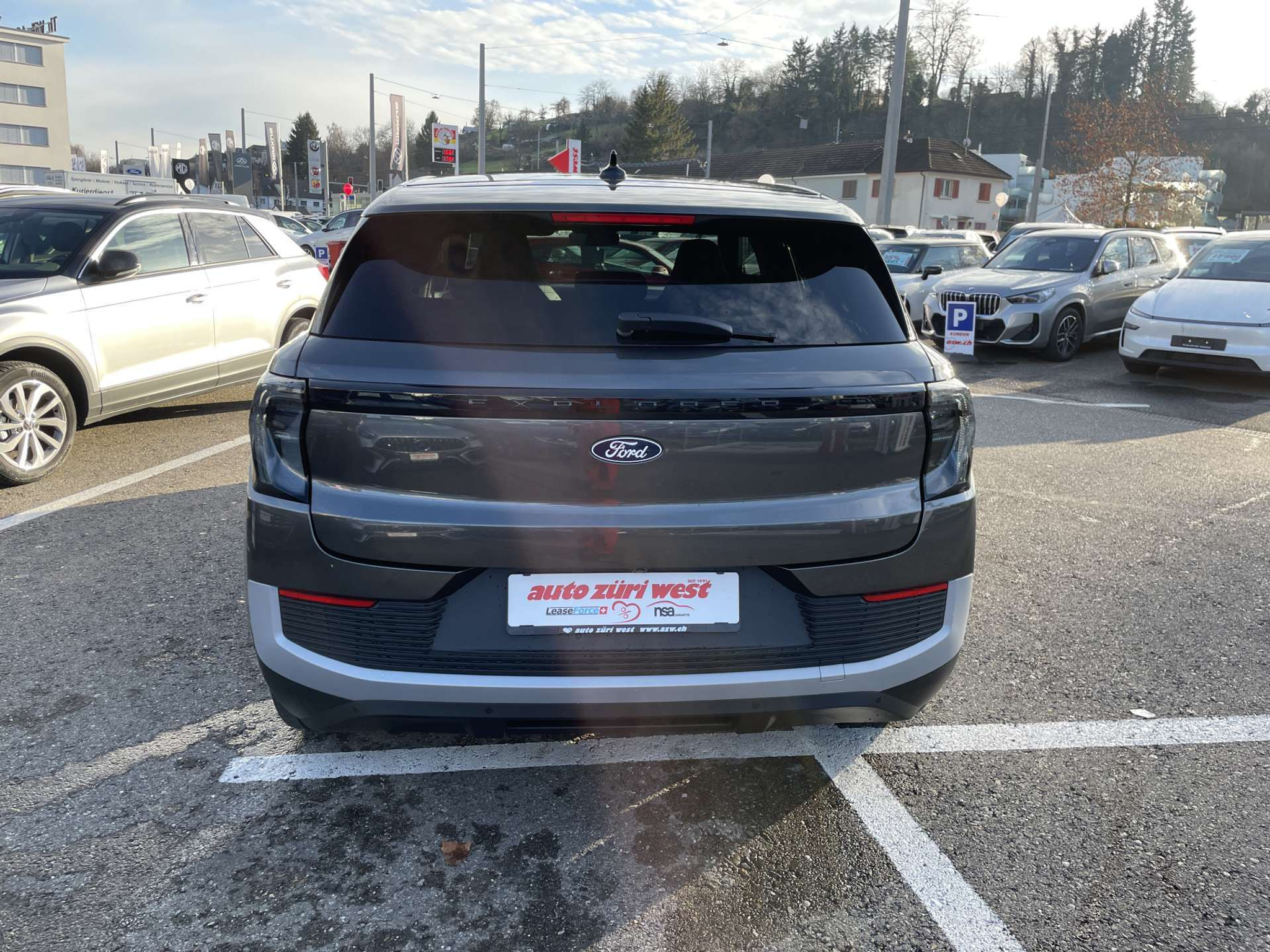 listing desktop thumbnail image 13