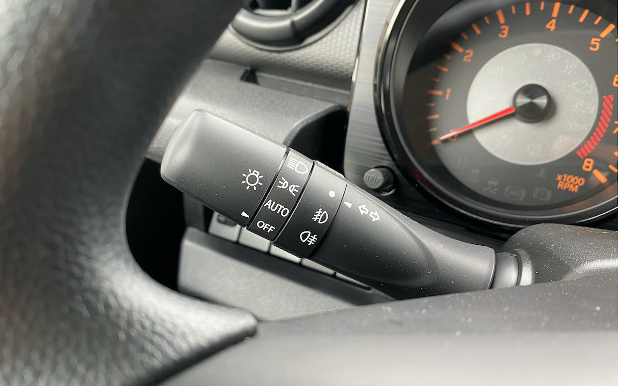 listing desktop thumbnail image 18