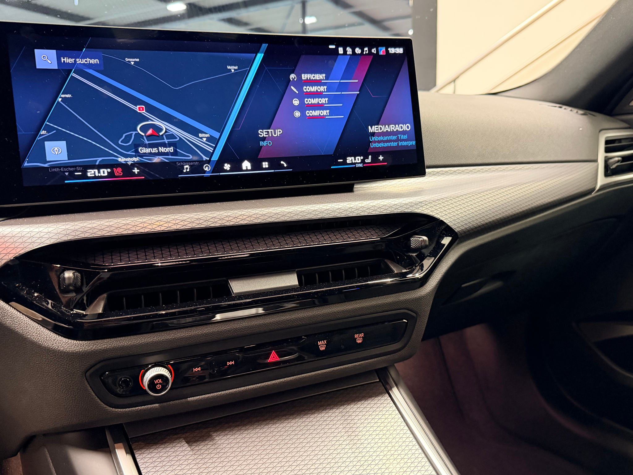 listing desktop thumbnail image 21