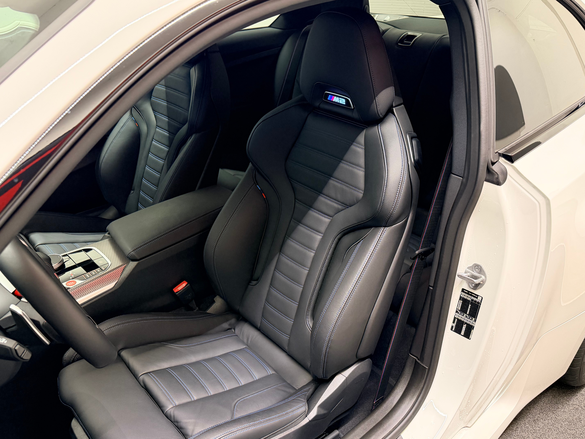 listing desktop thumbnail image 15