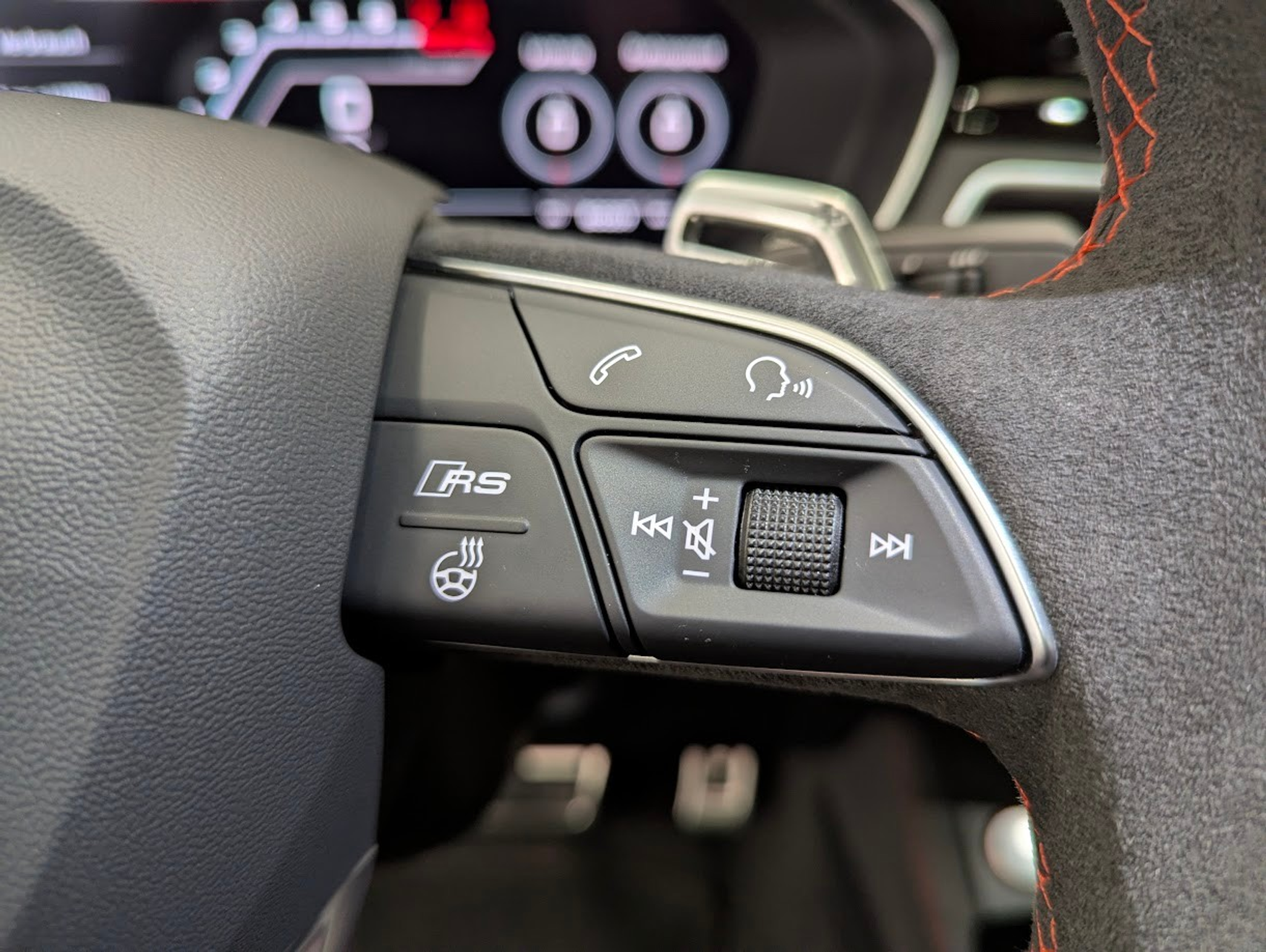 listing desktop thumbnail image 10