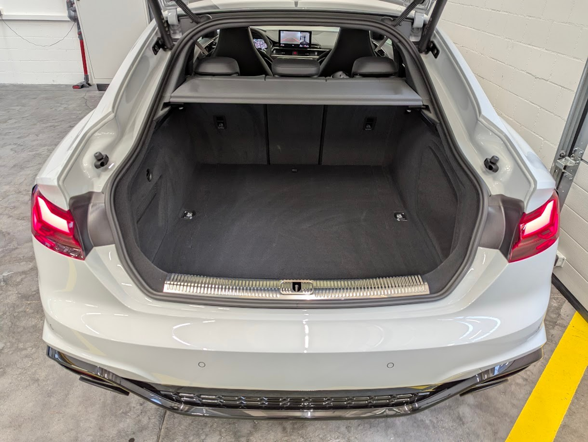 listing desktop thumbnail image 28