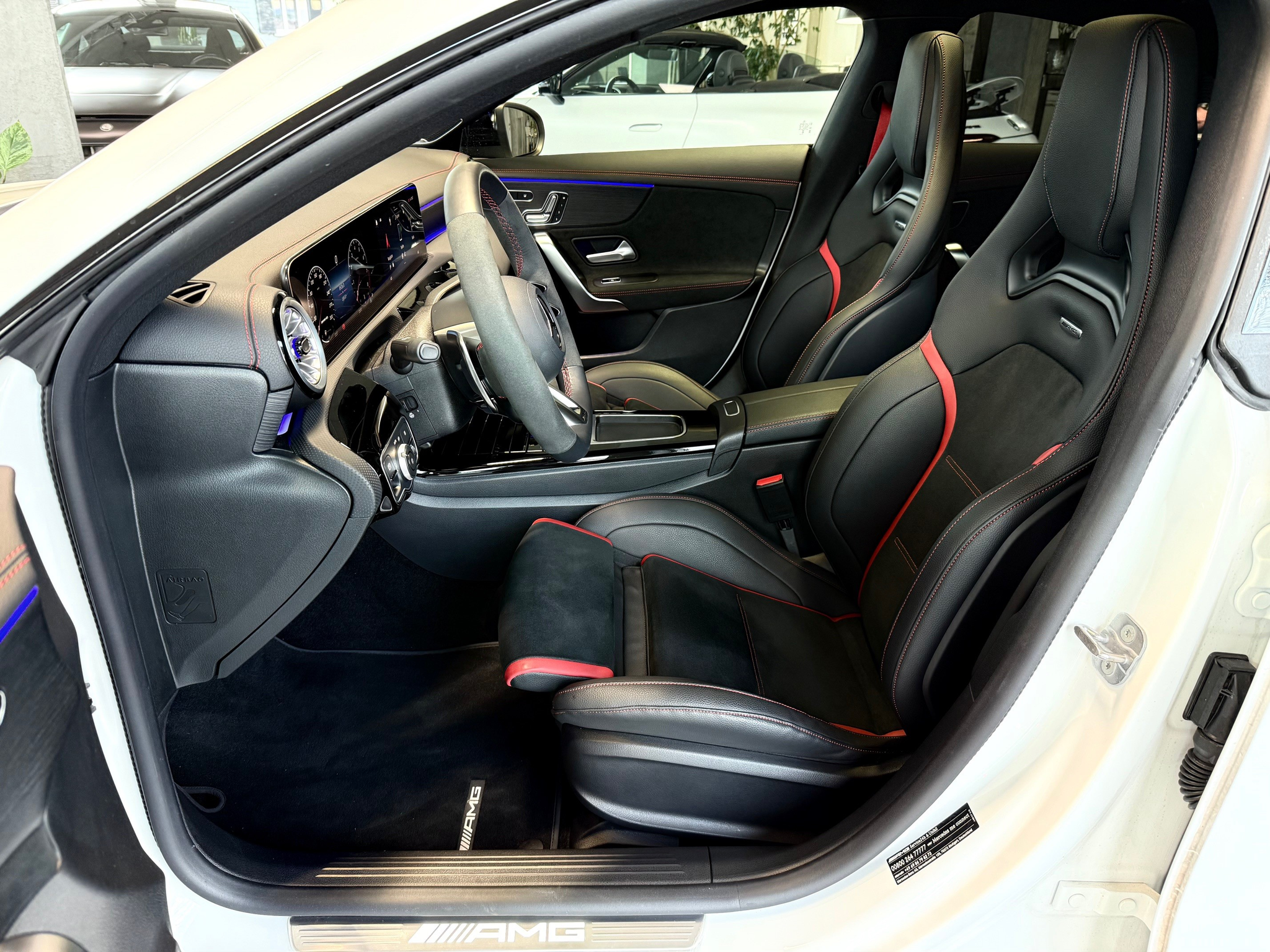 listing desktop thumbnail image 9