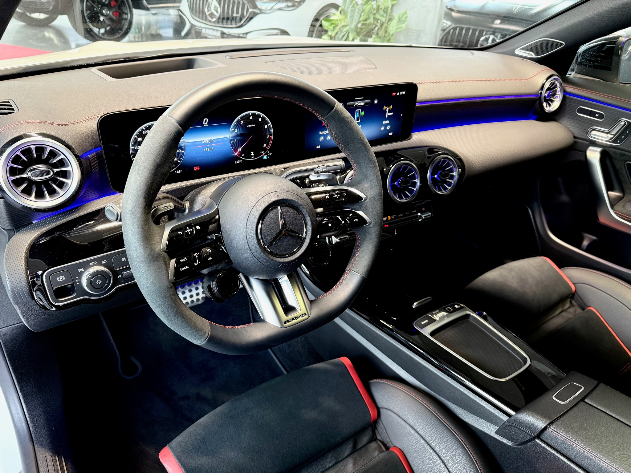 listing desktop thumbnail image 11