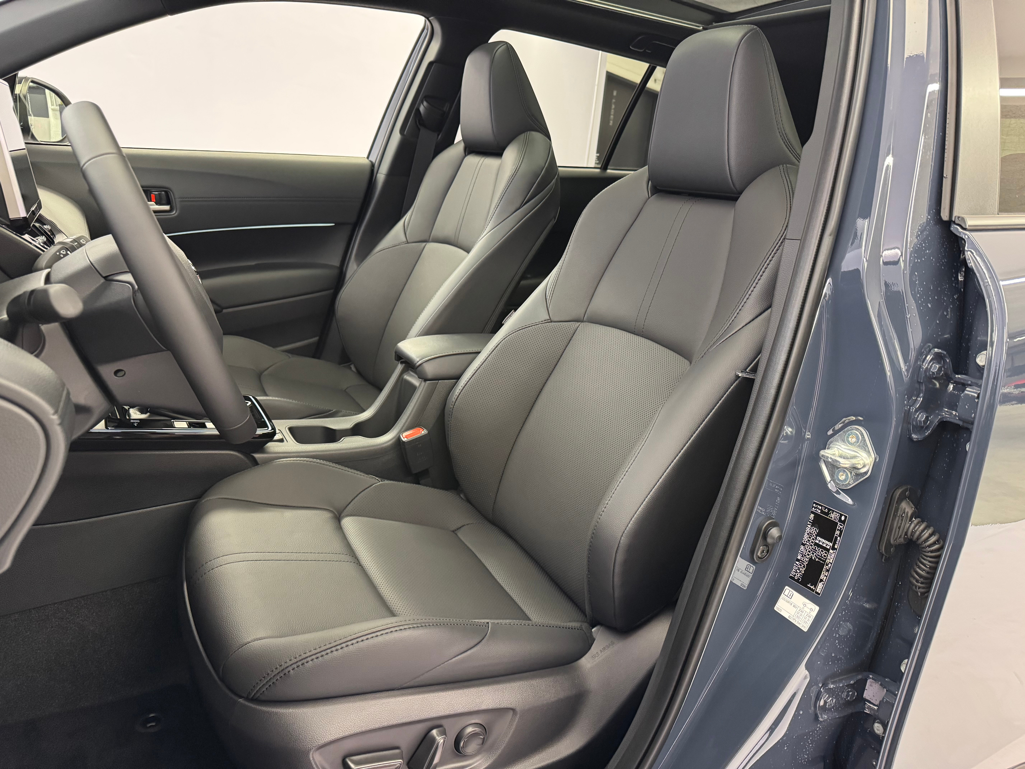 listing desktop thumbnail image 8