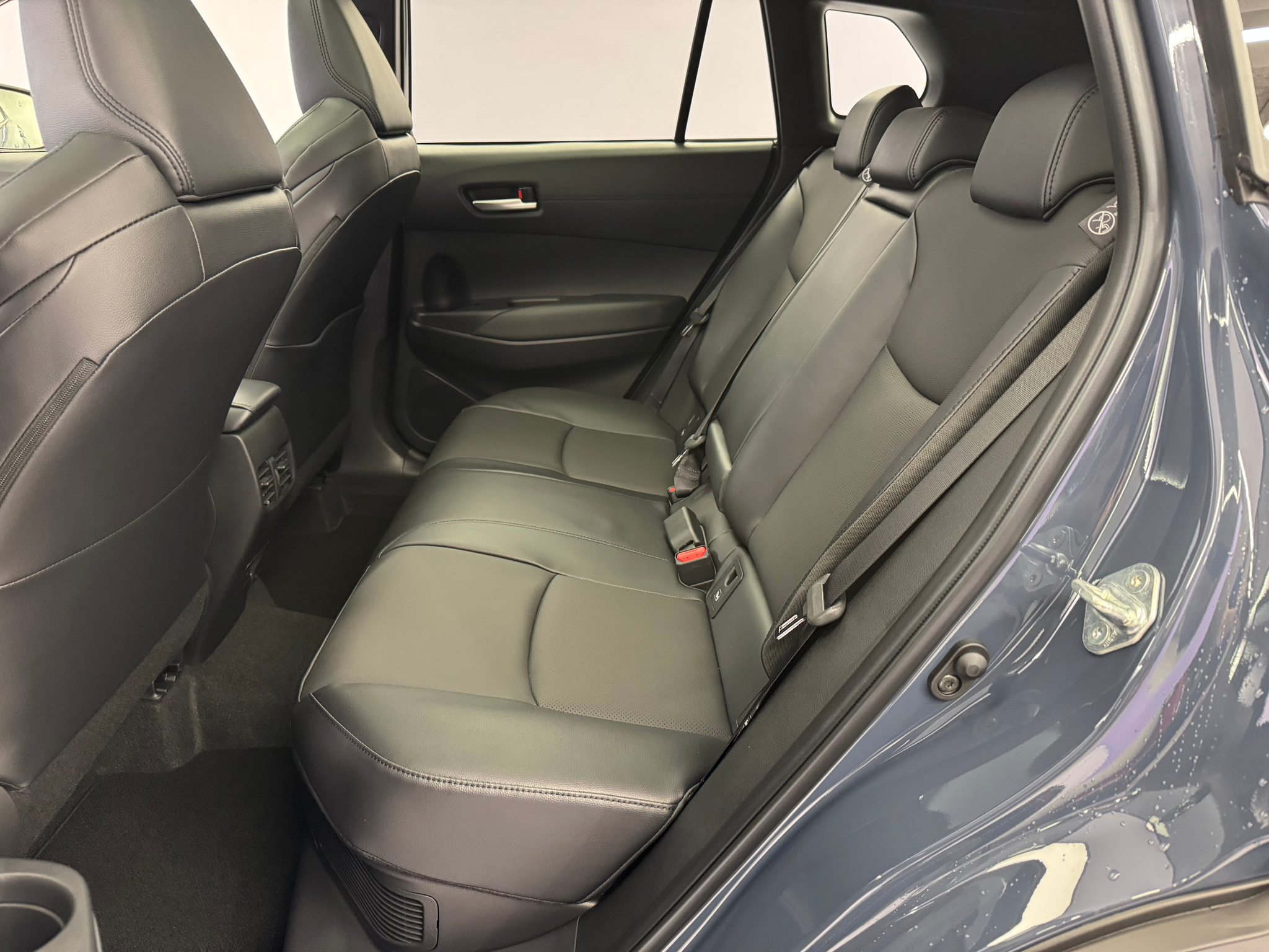 listing desktop thumbnail image 9