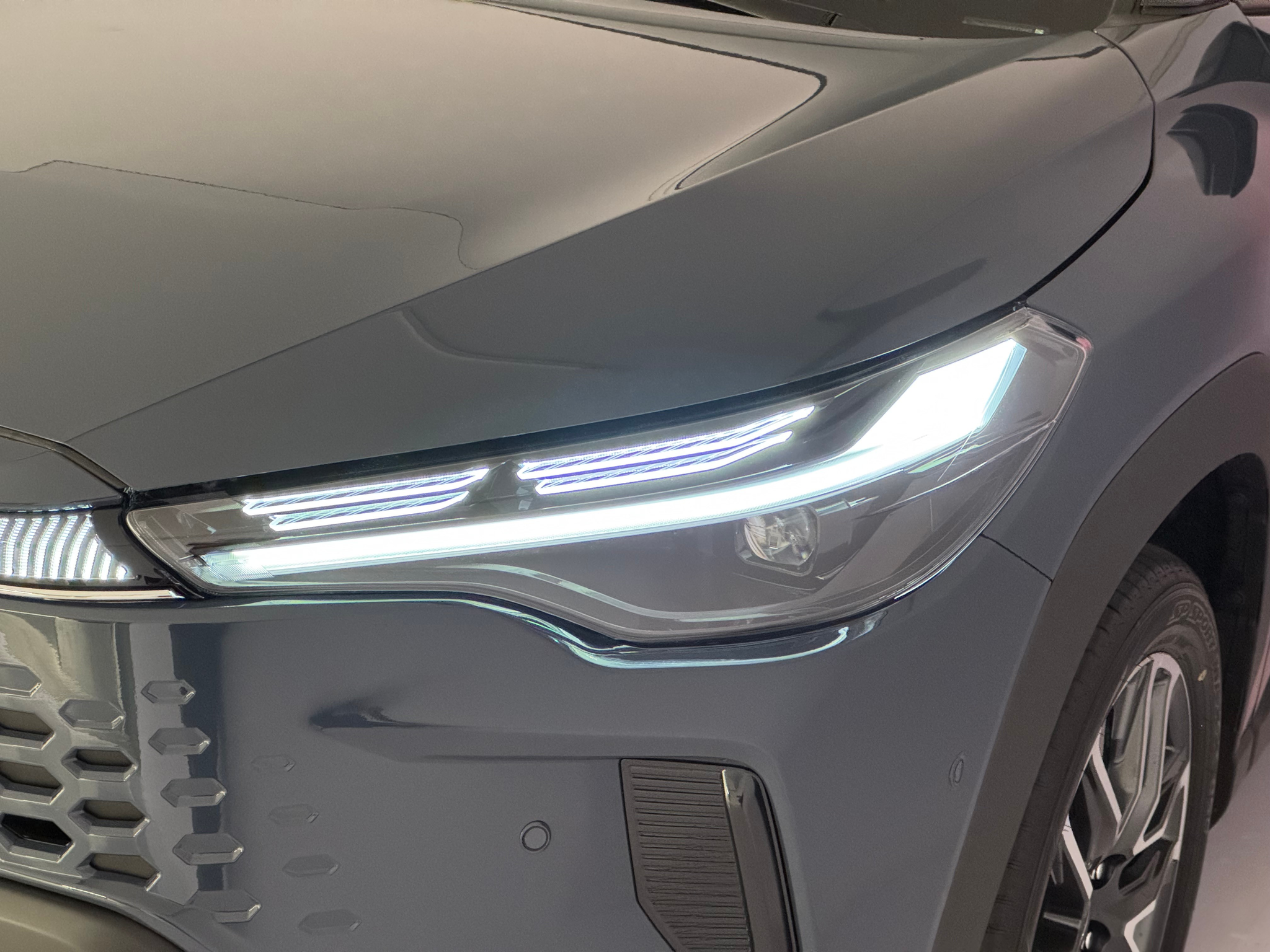 listing desktop thumbnail image 18