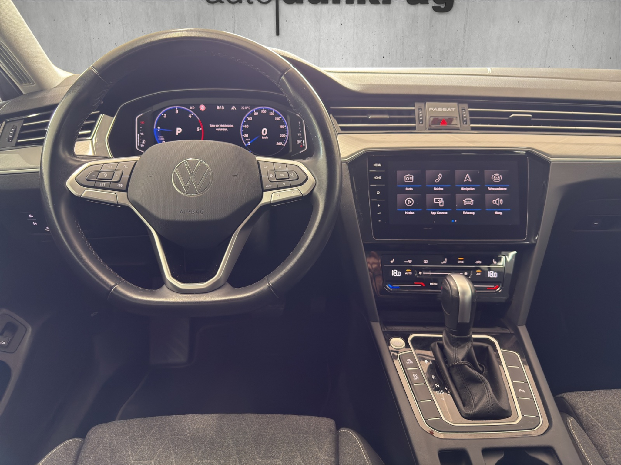 listing desktop thumbnail image 6